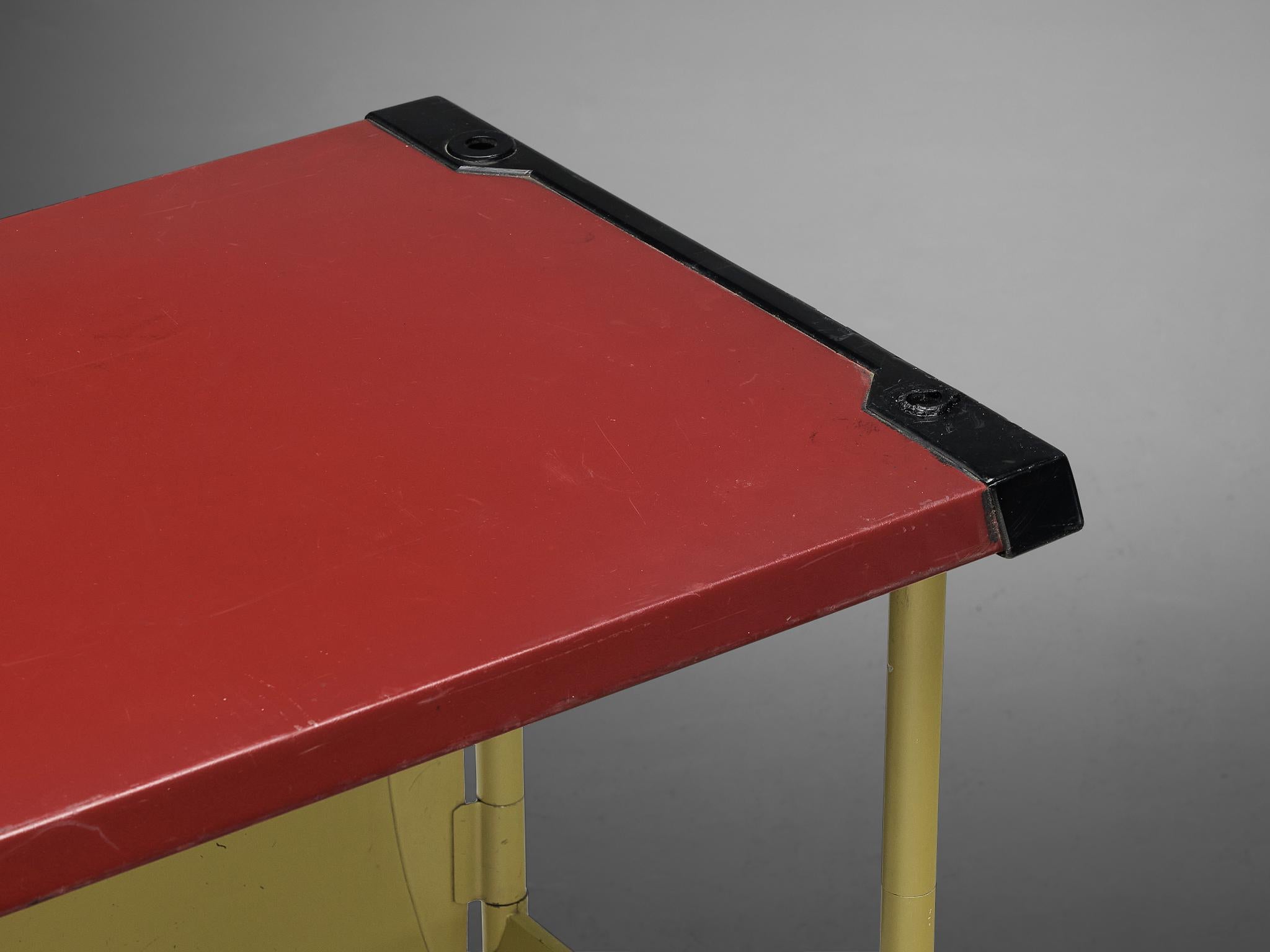 Studio BBPR for Olivetti Small 'Spazio' Desk with Drawers In Good Condition For Sale In Waalwijk, NL
