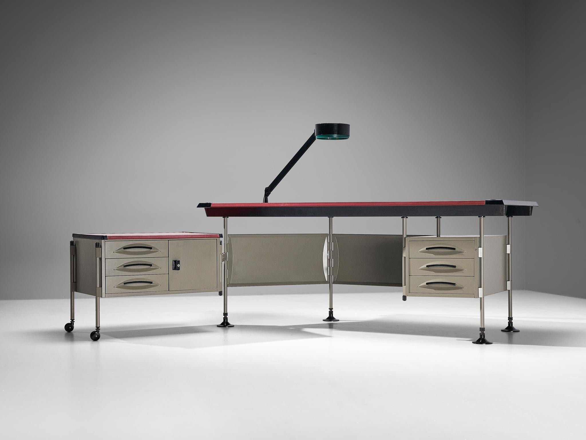 Mid-Century Modern Studio BBPR for Olivetti 'Spazio' Corner Desk with Original Lamp For Sale