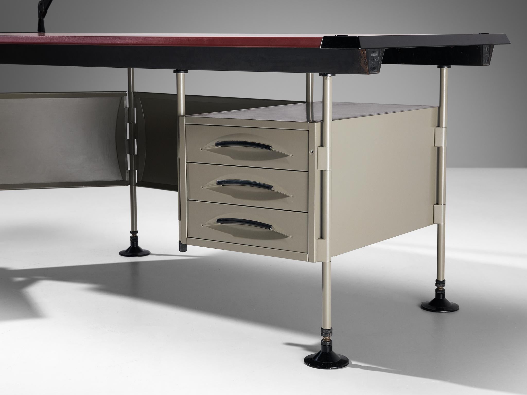 Italian Studio BBPR for Olivetti 'Spazio' Corner Desk with Original Lamp For Sale