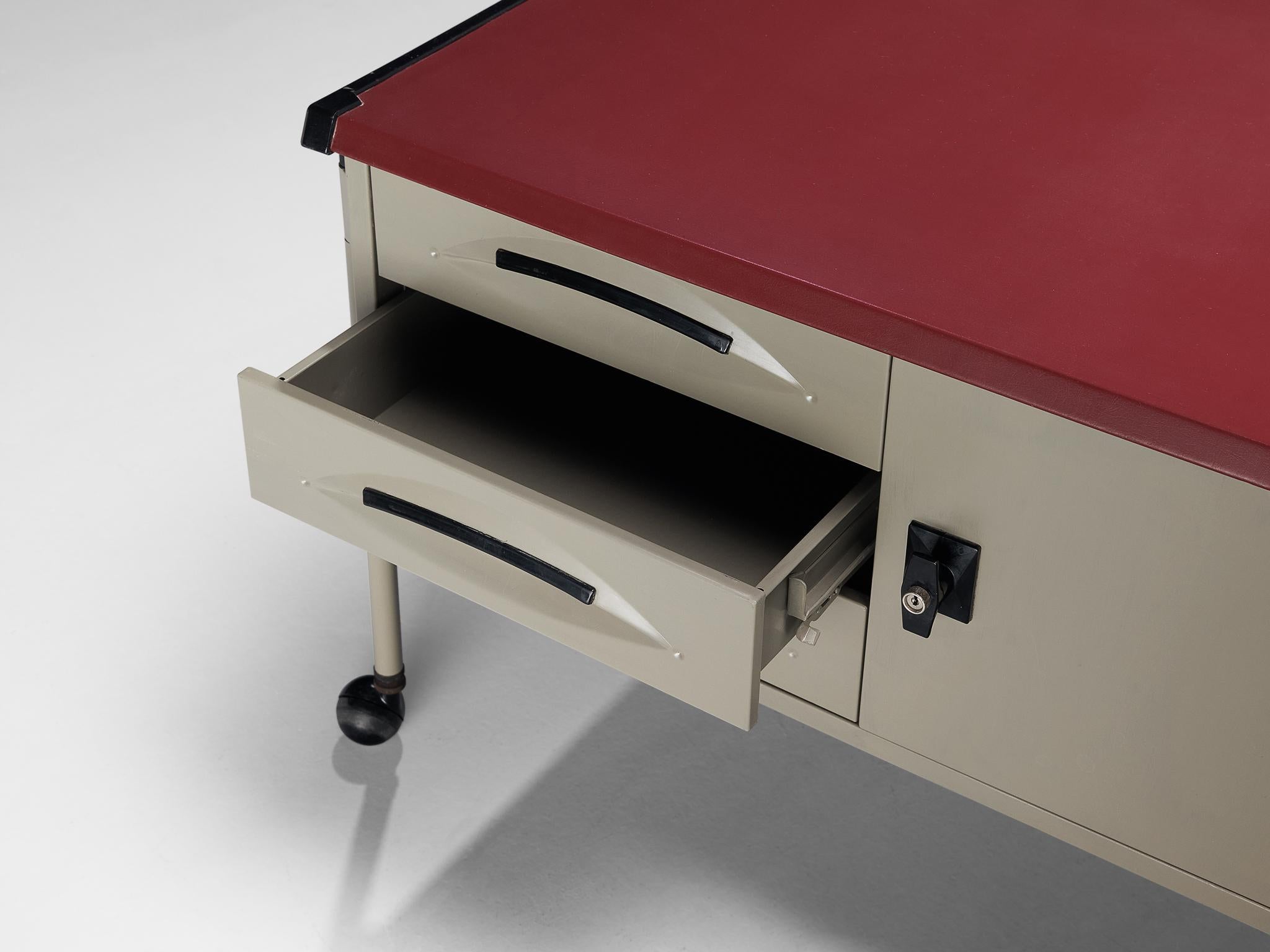 Plastic Studio BBPR for Olivetti 'Spazio' Corner Desk with Original Lamp For Sale