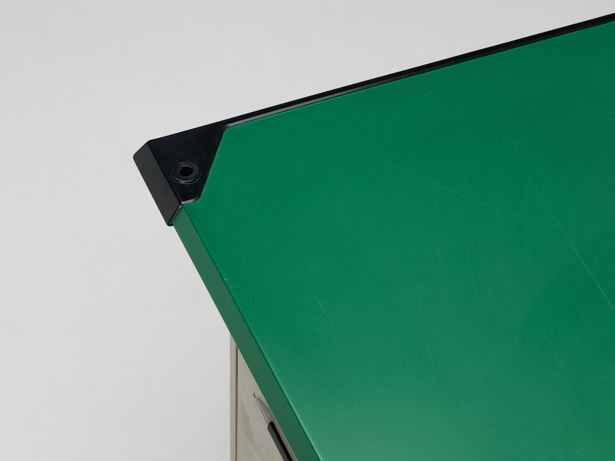 Italian Studio BBPR for Olivetti 'Spazio' Desk in Grey Coated Steel For Sale