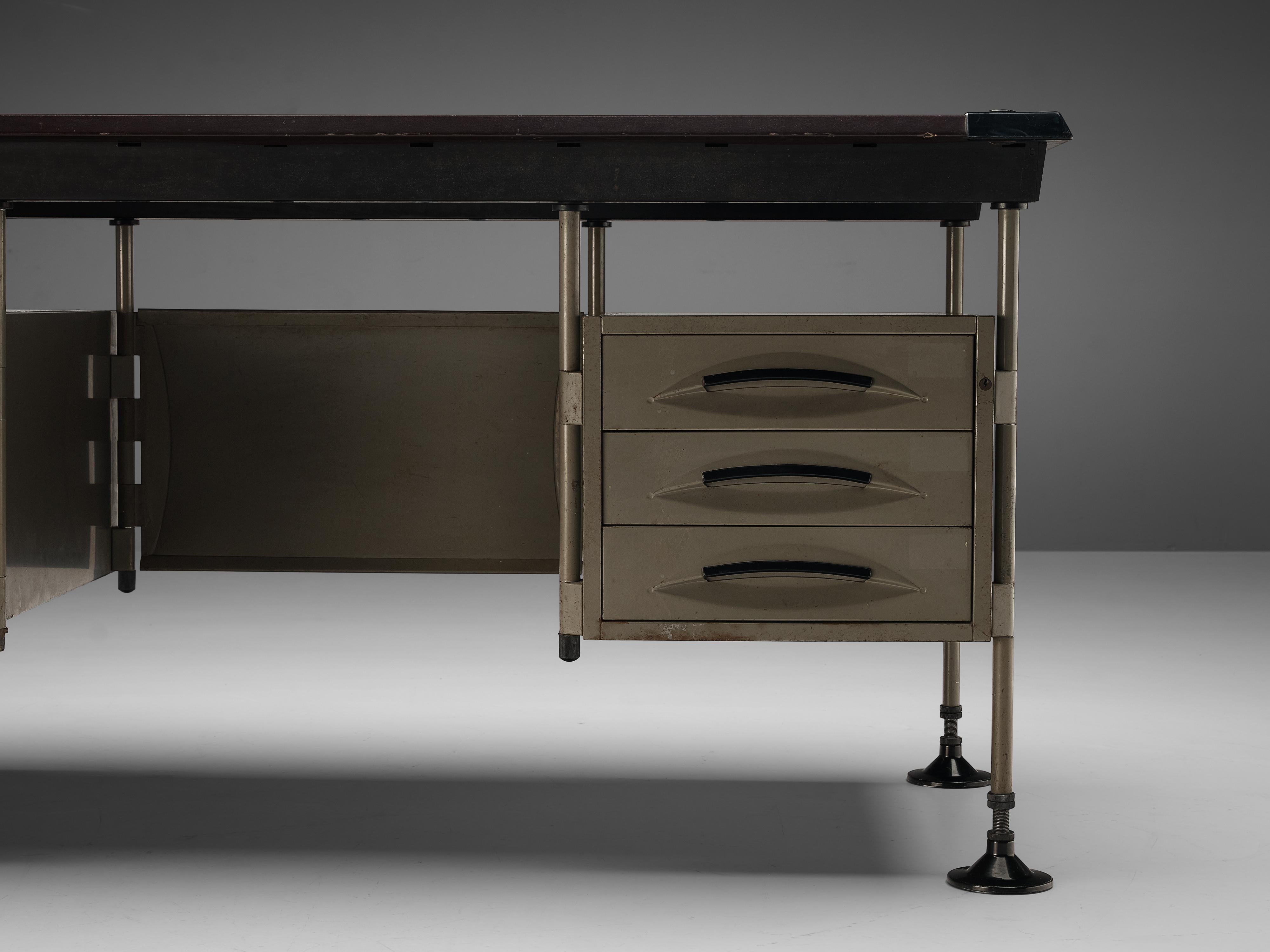 Mid-20th Century Studio BBPR for Olivetti 'Spazio' Desk with Drawers in Grey Coated Steel  For Sale