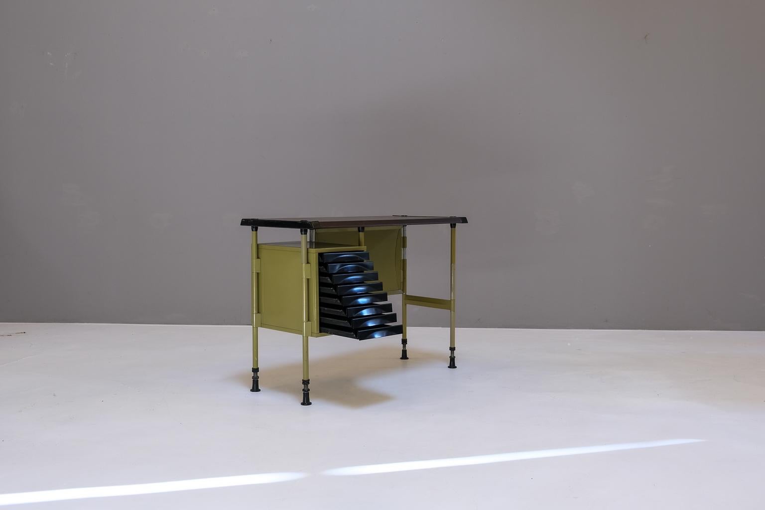 Studio BBPR für Olivetti Spazio-Schreibtisch mit mobilem Schrank und Schreibtischschreibtisch im Angebot 8