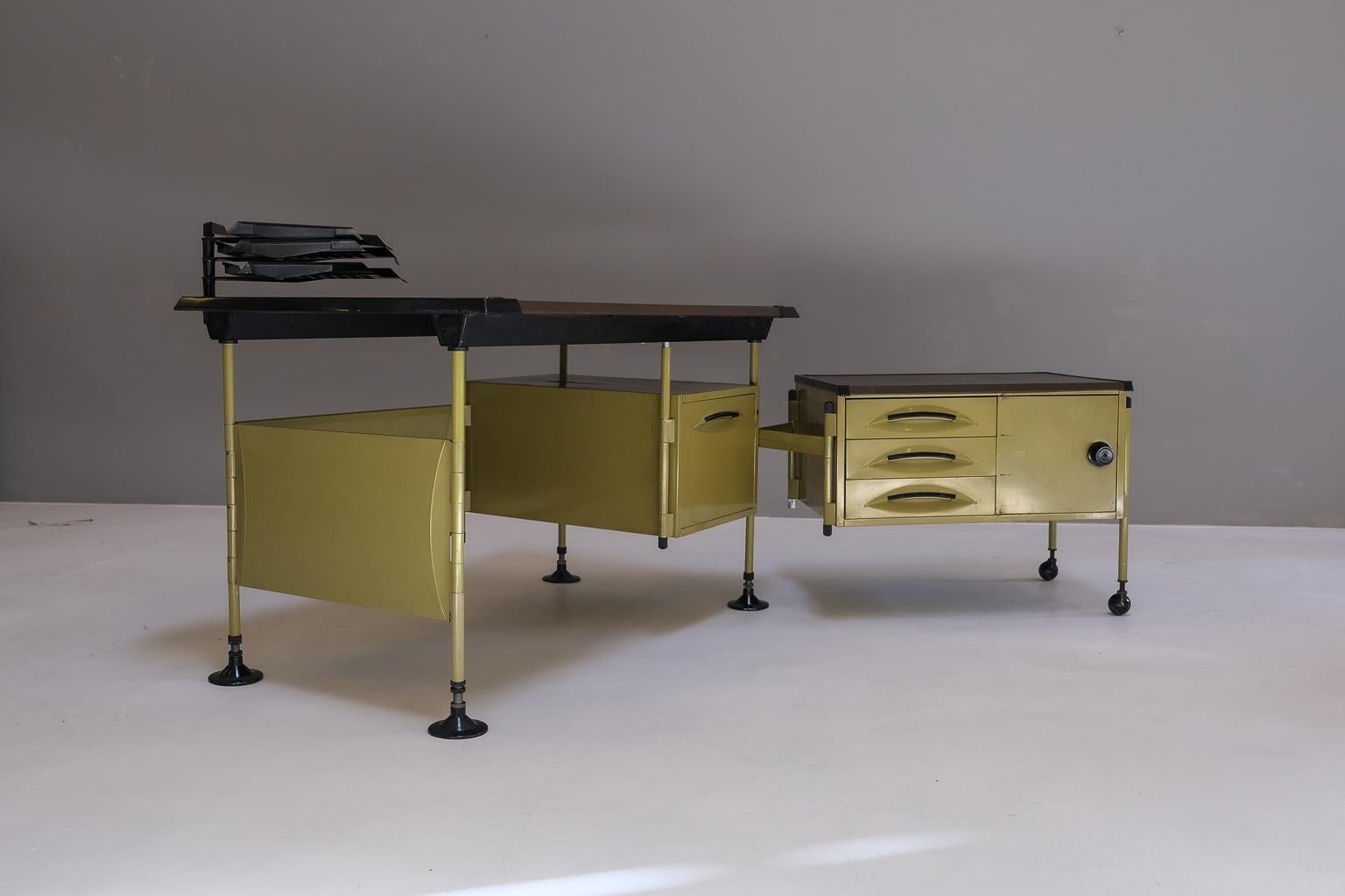 Studio BBPR für Olivetti Spazio-Schreibtisch mit mobilem Schrank und Schreibtischschreibtisch im Angebot 1