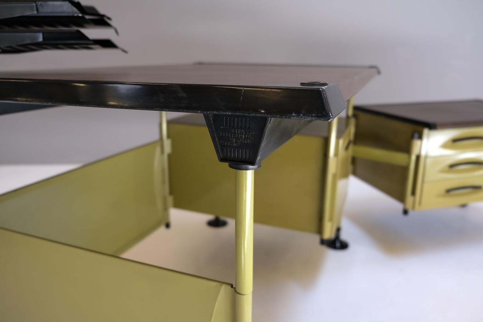 Studio BBPR für Olivetti Spazio-Schreibtisch mit mobilem Schrank und Schreibtischschreibtisch im Angebot 2
