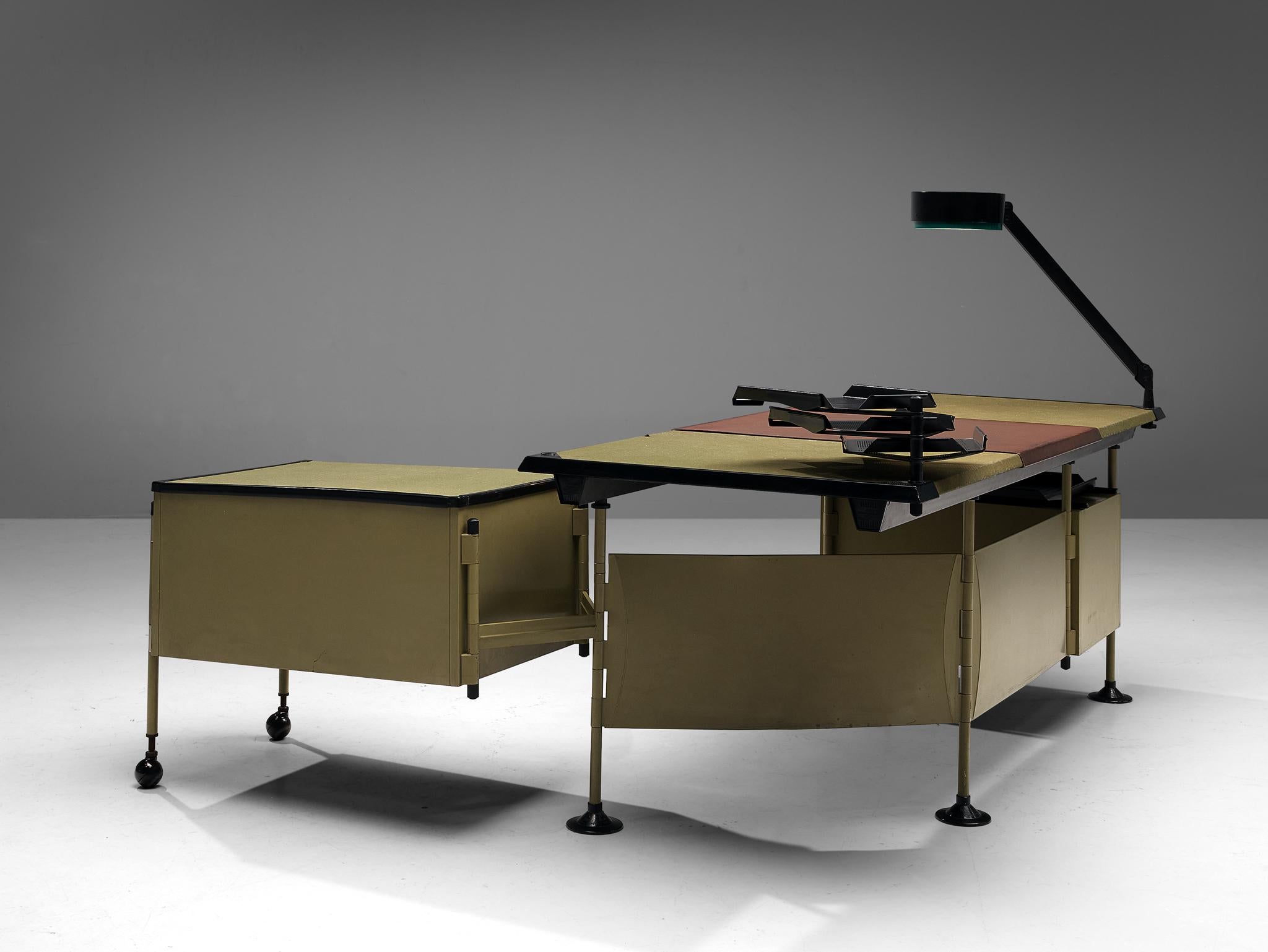 Studio BBPR for Olivetti 'Spazio' Desk with Original Lamp 4