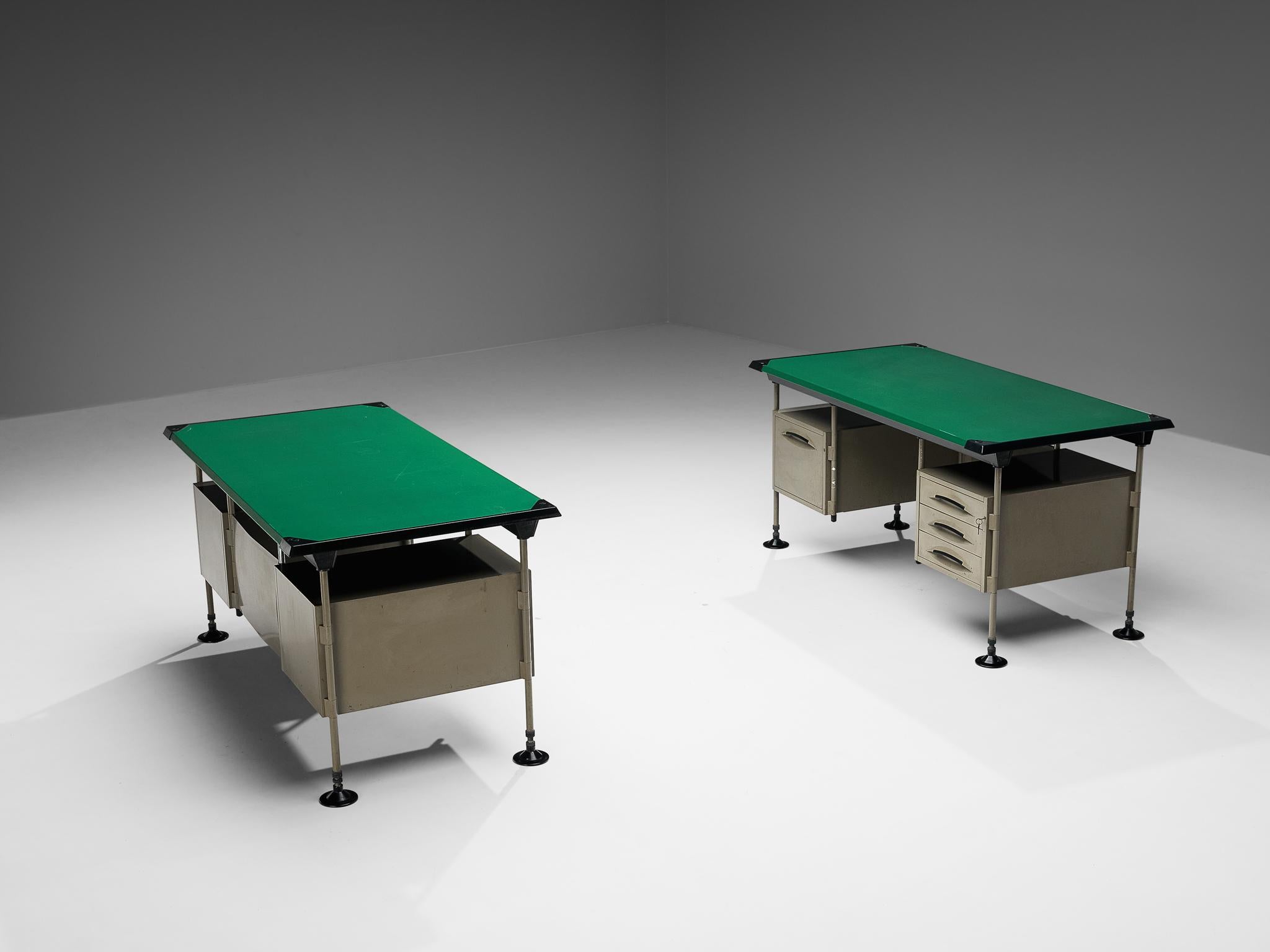 Studio BBPR für Olivetti: Schreibtische „Spazio“ aus grau beschichtetem Stahl (Moderne der Mitte des Jahrhunderts) im Angebot