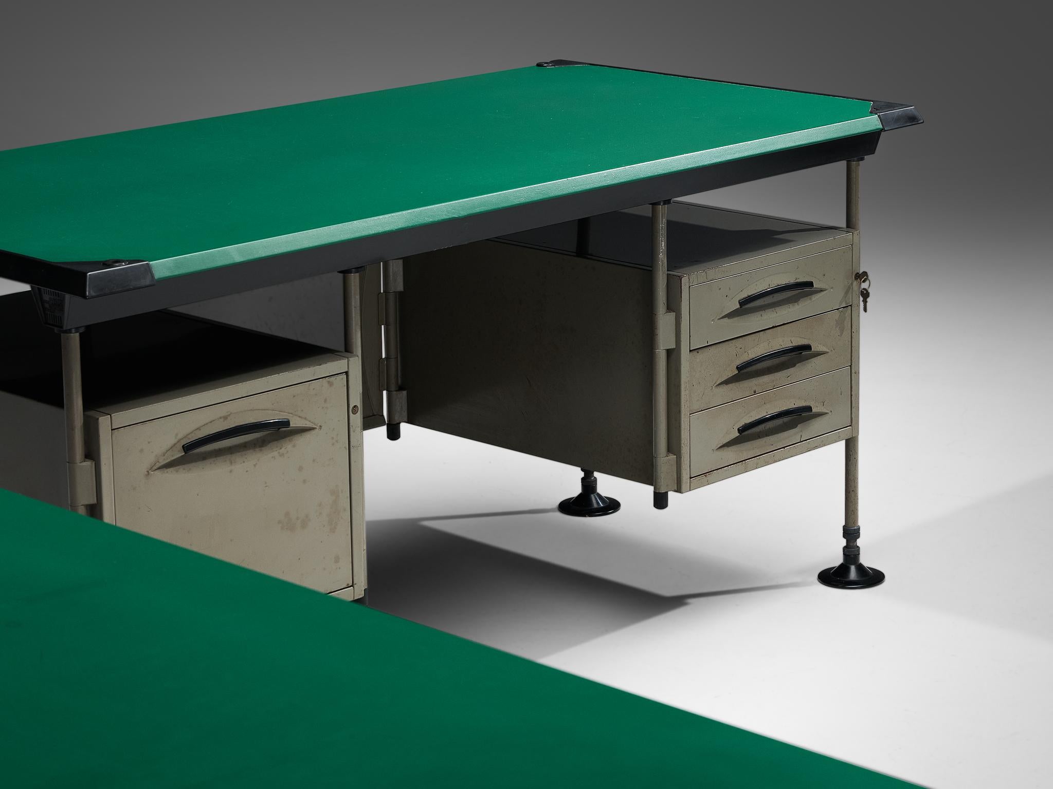 Studio BBPR for Olivetti 'Spazio' Desks in Grey Coated Steel  For Sale 2