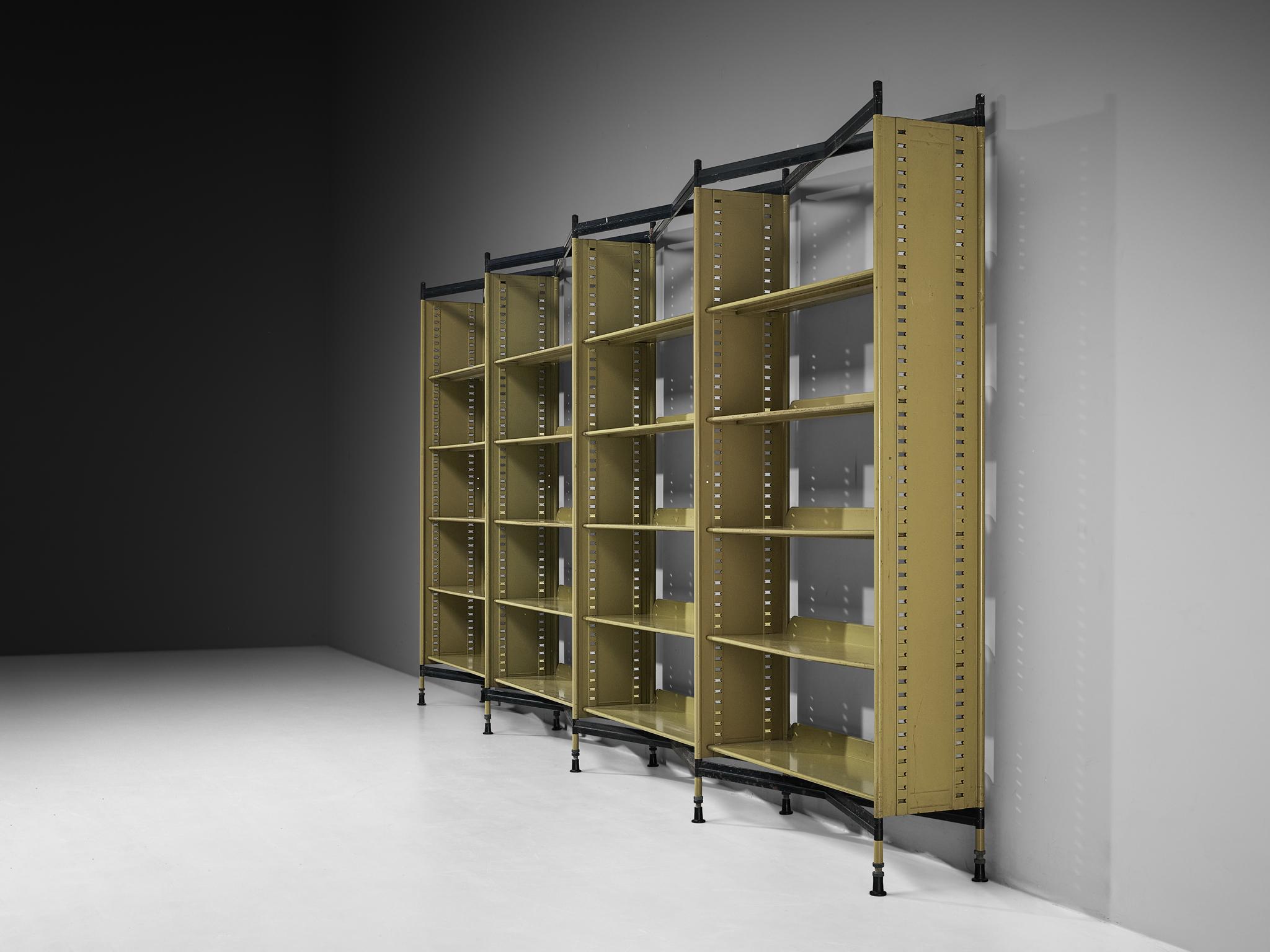 Studio BBPR for Olivetti 'Spazio' Large Shelving System in Olive Colored Steel en venta 3