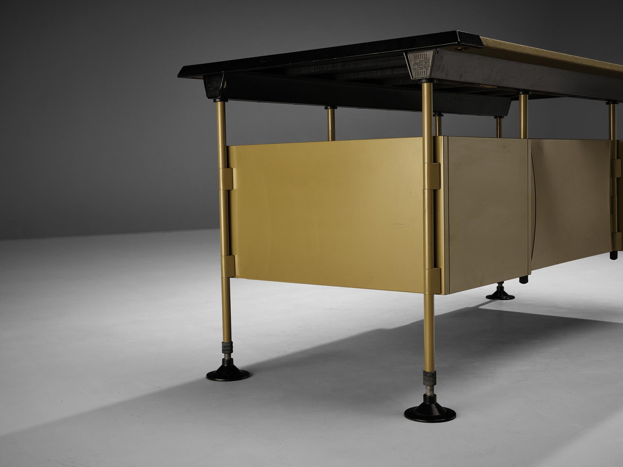 Steel Studio BBPR for Olivetti 'Spazio' Set with Desk, Sideboard and Table 