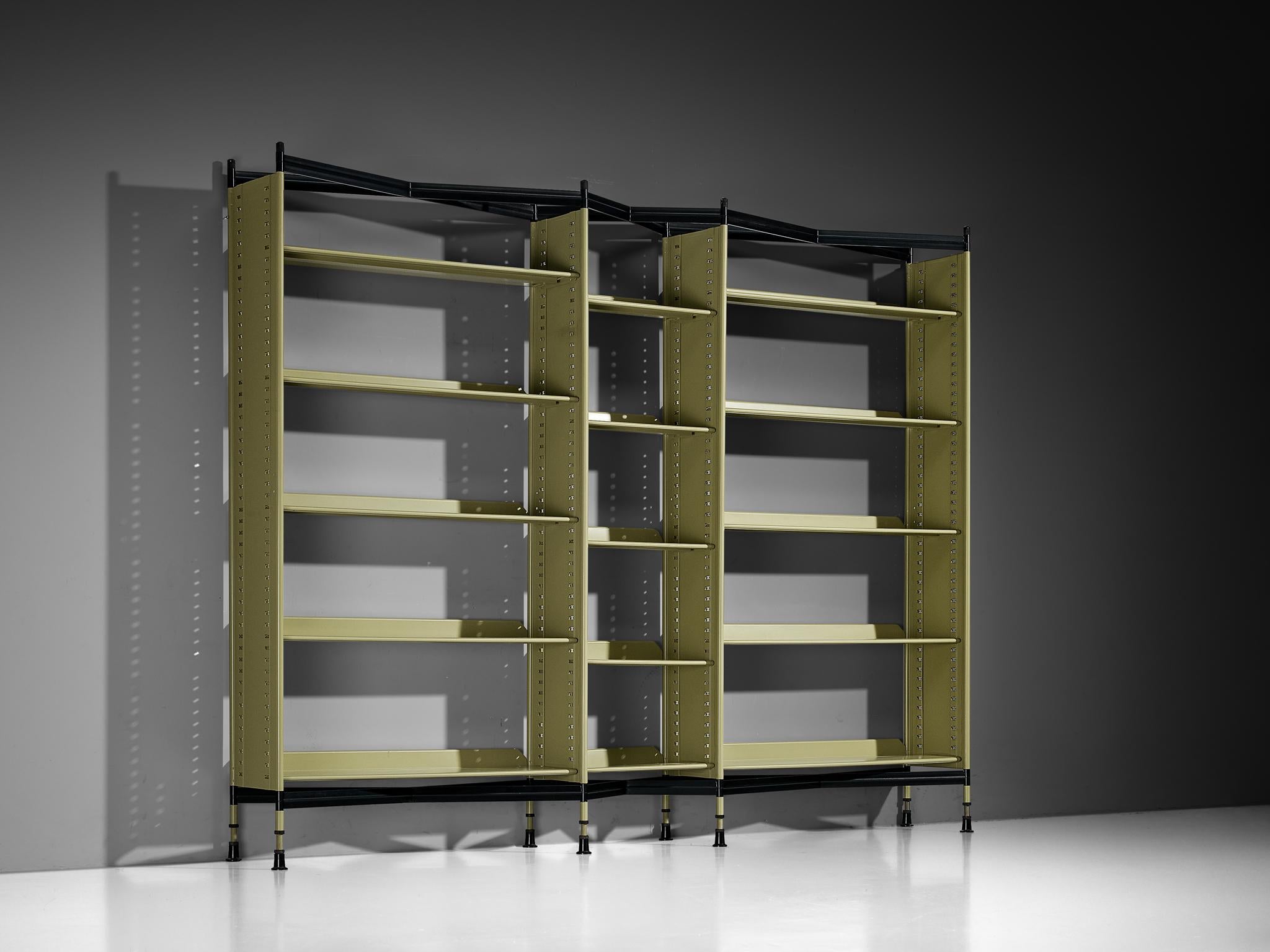 Système d'étagères « Spazio » en acier revêtu de vert de Studio BBPR pour Olivetti en vente 3