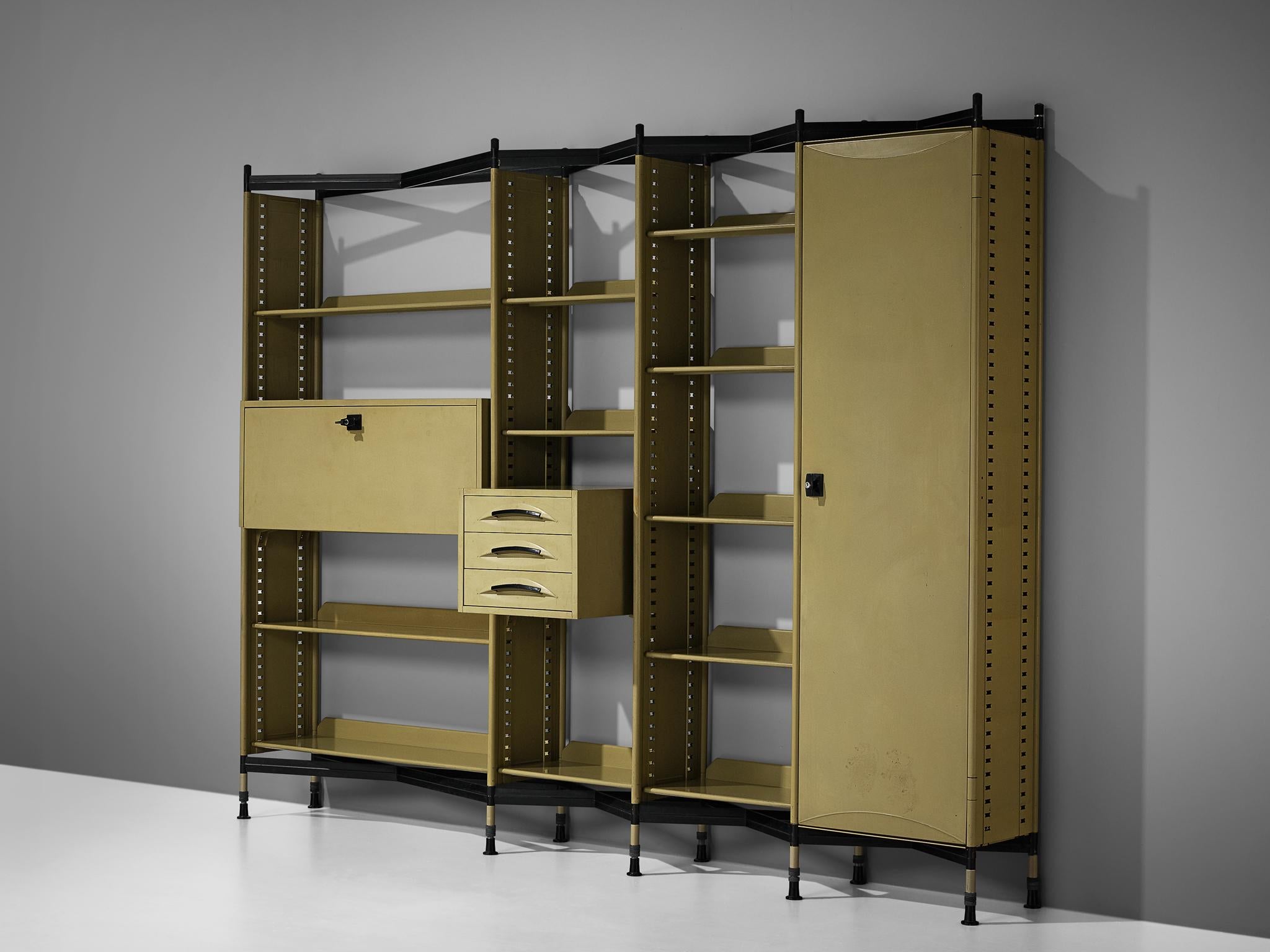 Studio BBPR for Olivetti, 'Spazio' shelving system, metal, plastic, Italy, 1960

The 'Spazio' series was designed by Studio BBPR for Olivetti in 1960. The design won the Compasso d'Oro Award in 1962. The desk of the 'Spazio' series is featured in