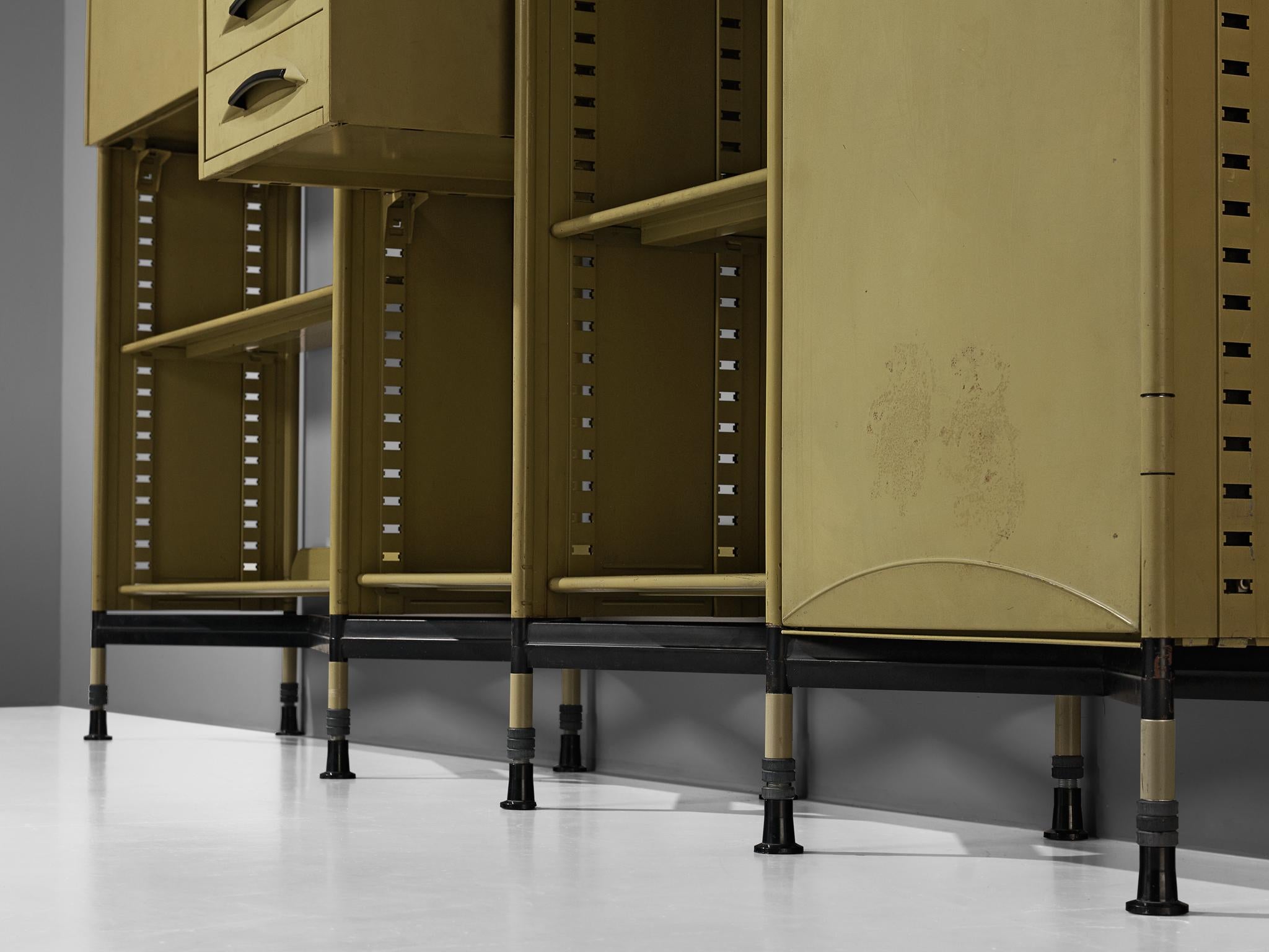 Italian Studio BBPR for Olivetti 'Spazio' Shelving System in Metal