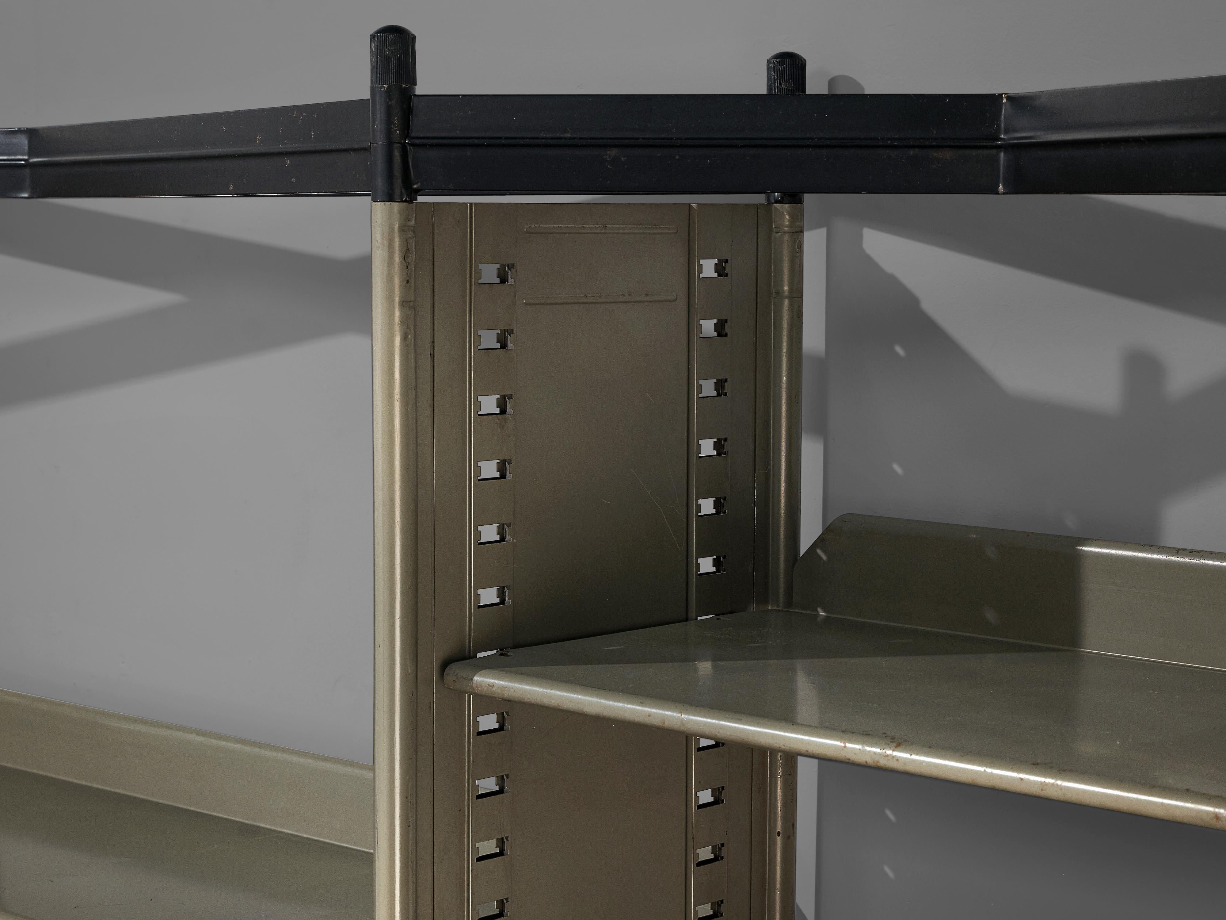 Studio BBPR for Olivetti 'Spazio' Shelving System in Metal For Sale 2