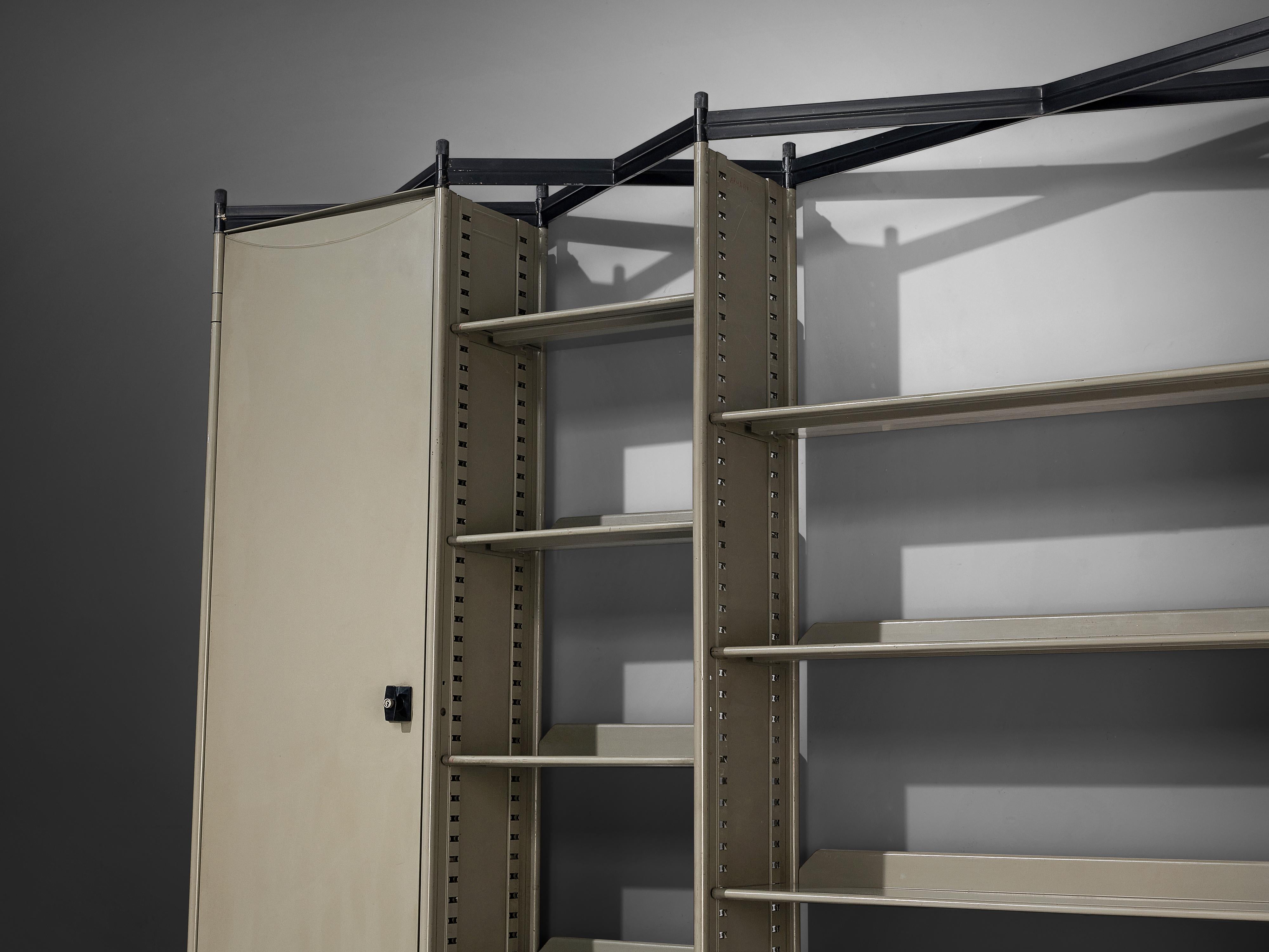 Italian Studio BBPR for Olivetti 'Spazio' Shelving System in Steel For Sale