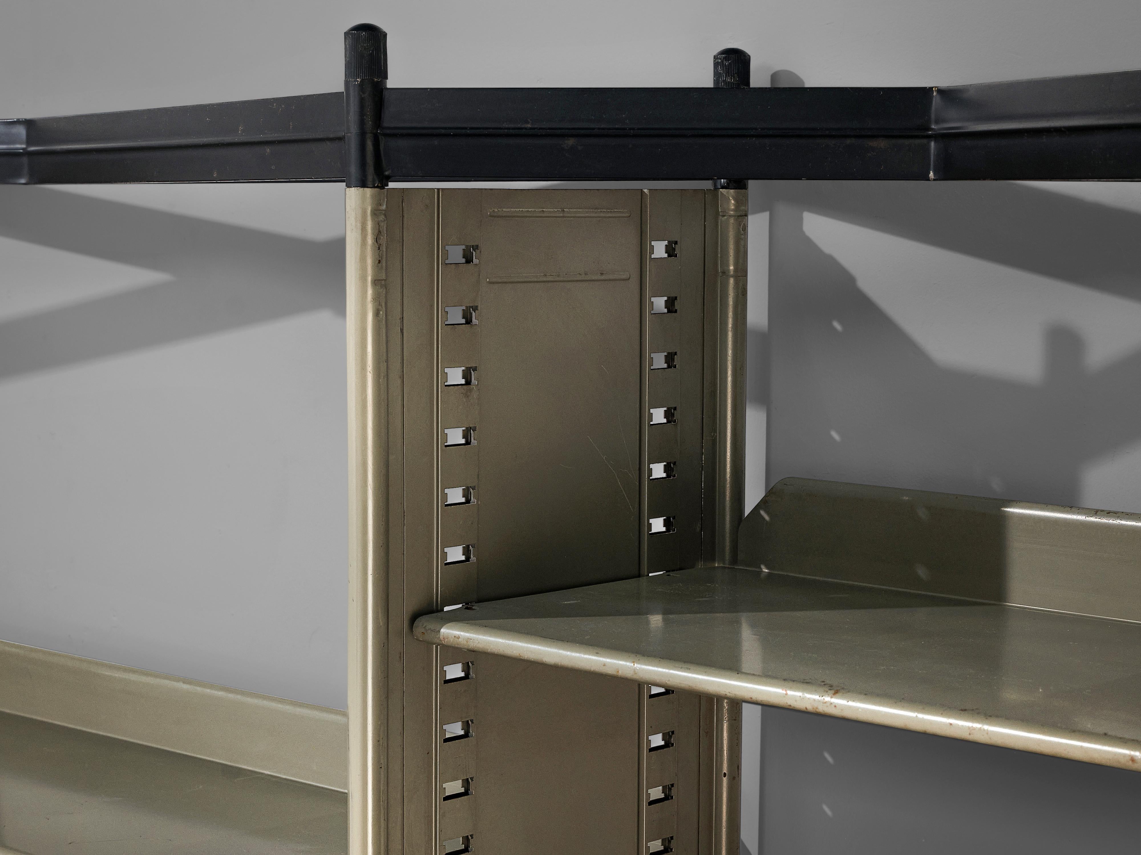 Studio BBPR for Olivetti 'Spazio' Shelving System in Steel For Sale 2