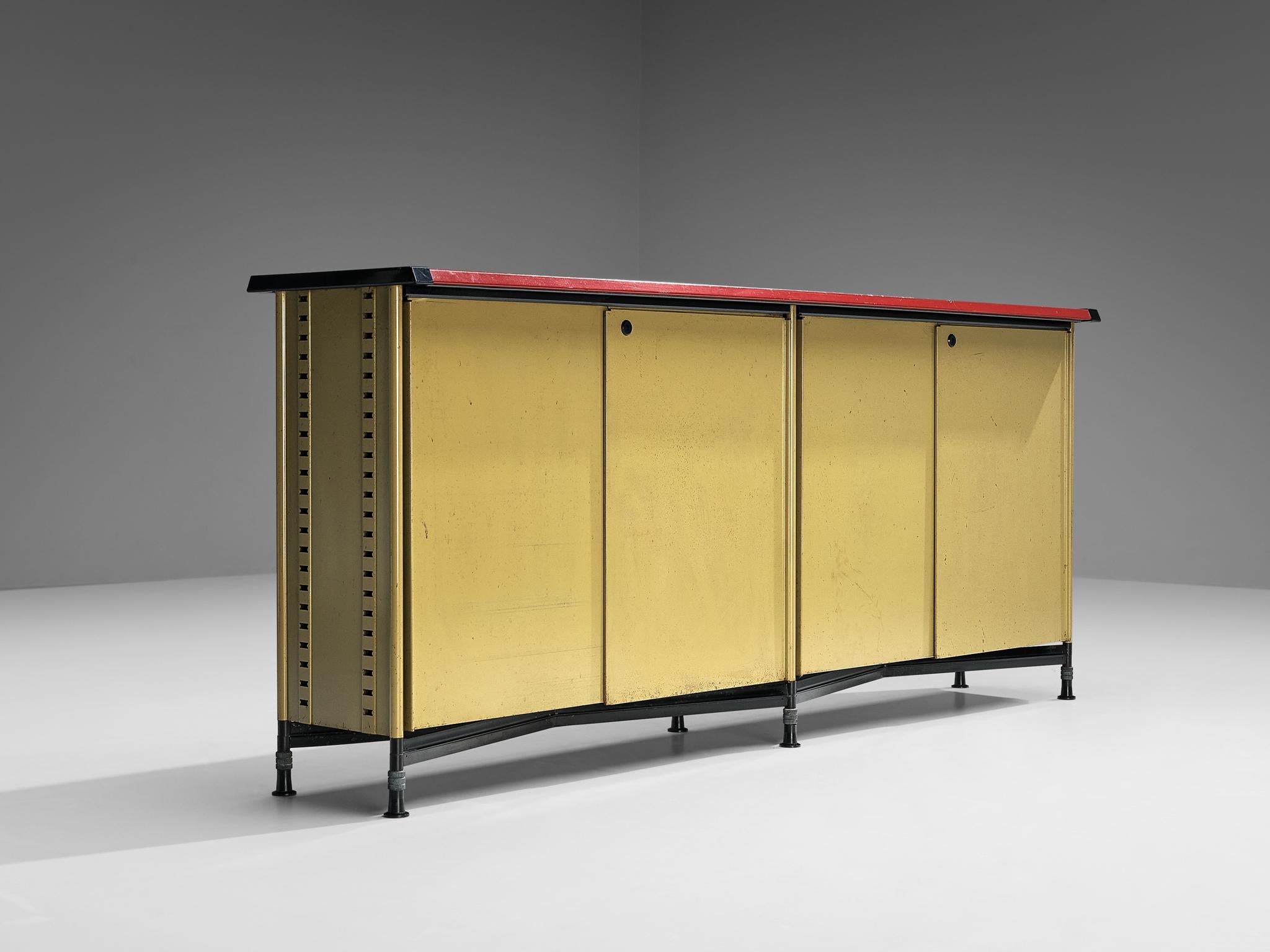 Studio BBPR für Olivetti 'Spazio' Sideboard  (Metall) im Angebot