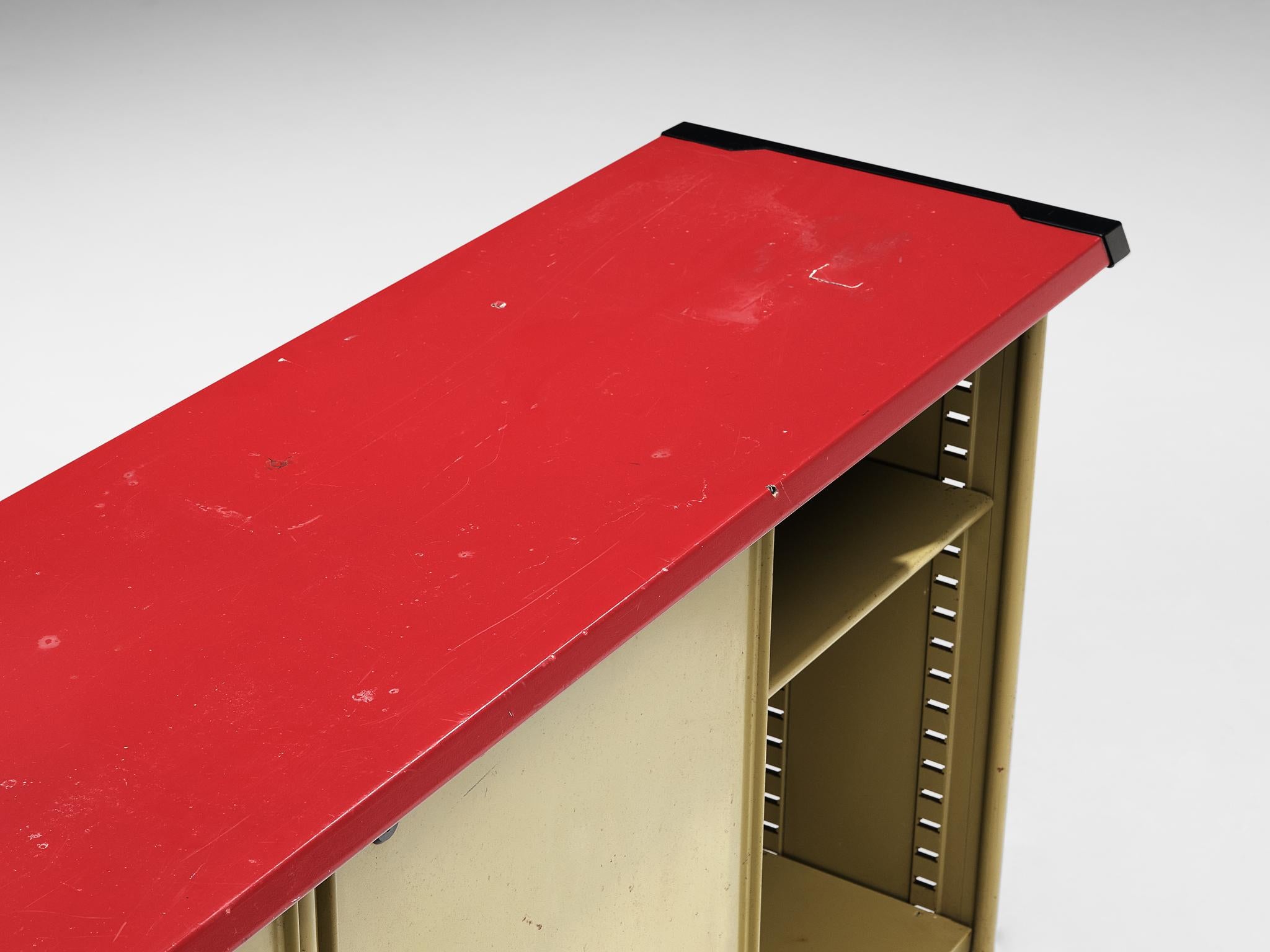 Studio BBPR für Olivetti 'Spazio' Sideboard  im Angebot 1