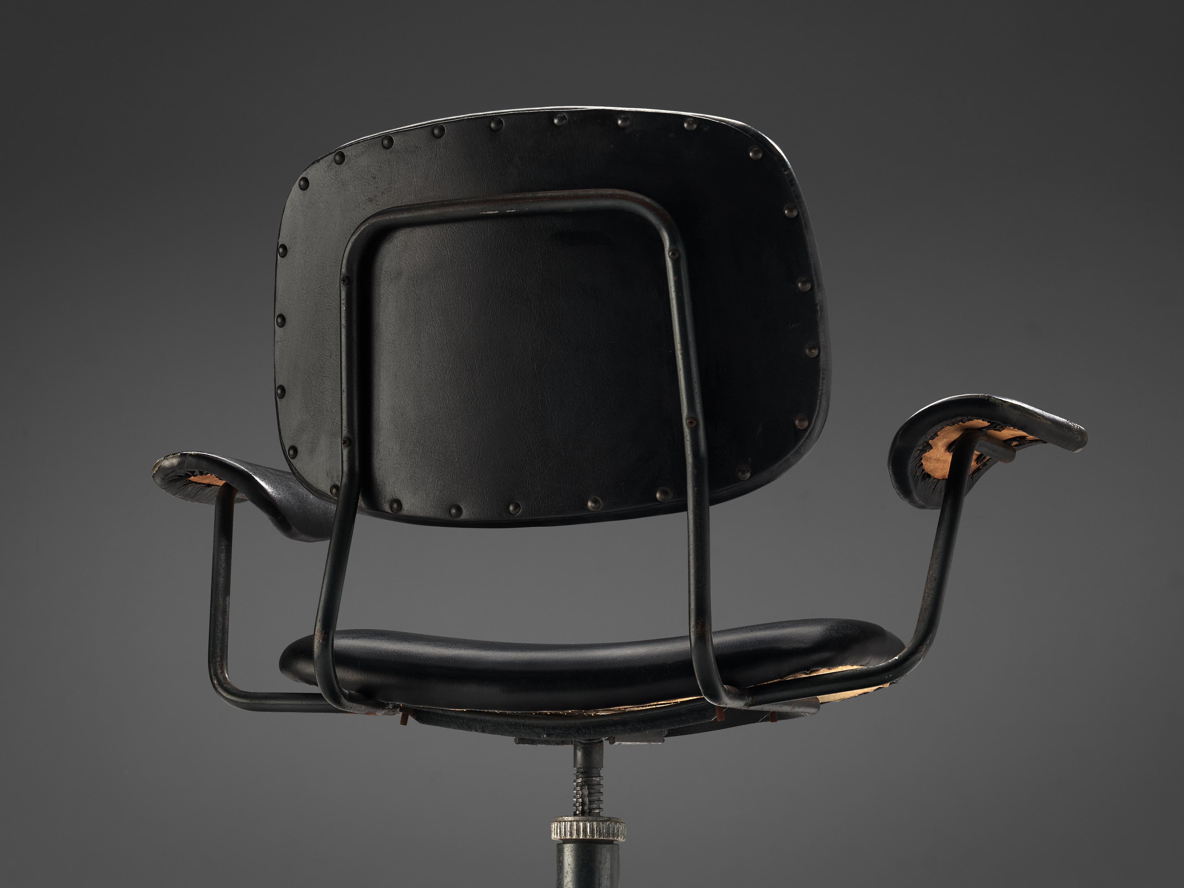 Studio BBPR for Olivetti Swivel Desk Chair in Black Leather In Good Condition In Waalwijk, NL