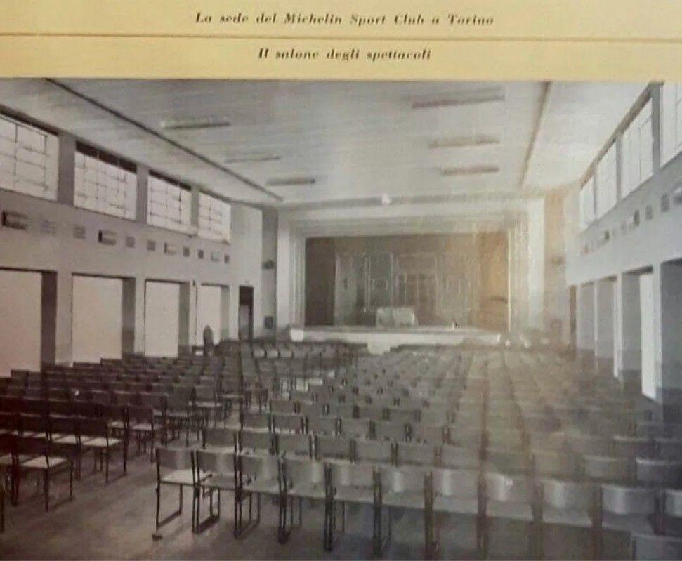 Studio BBPR, Lackiertes Eisen, Holz, Zwölf Sessel, Italien, 1960er Jahre (Mitte des 20. Jahrhunderts) im Angebot