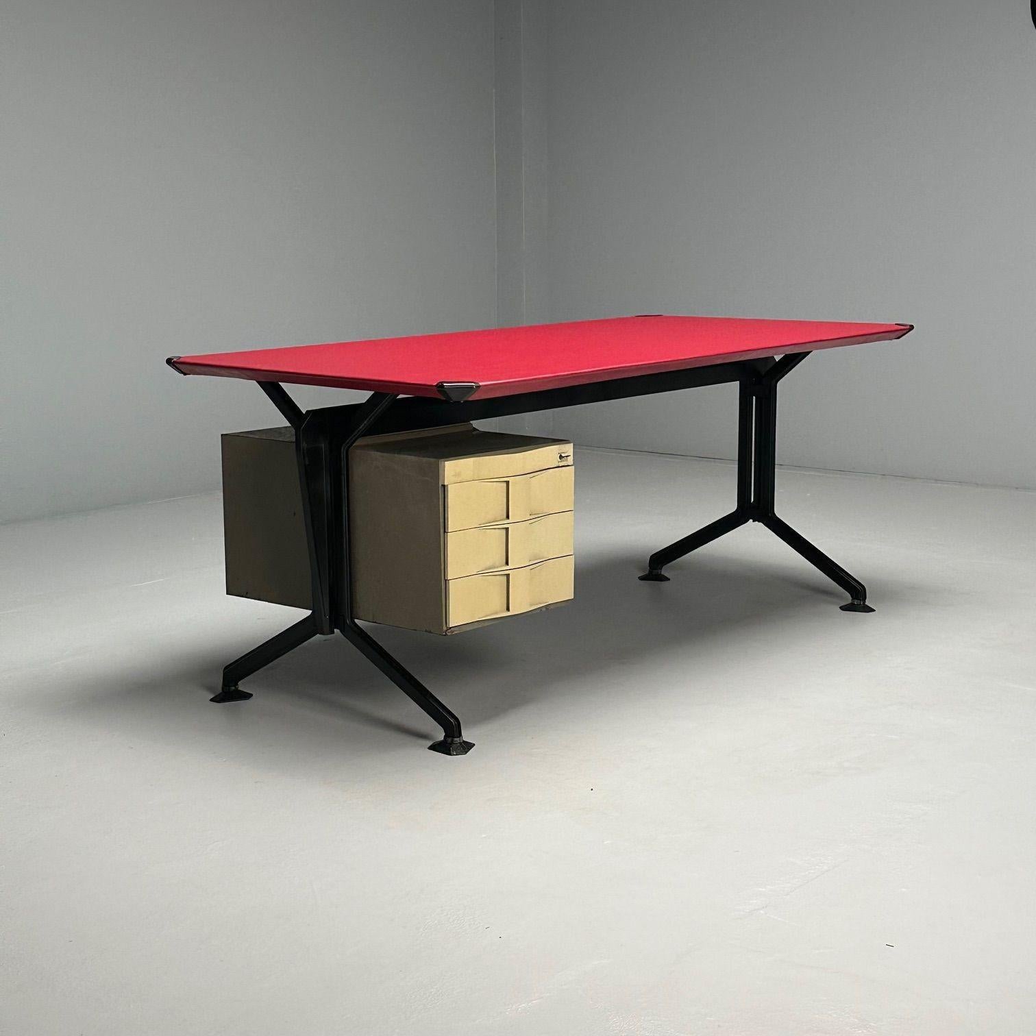 Studio BBPR, Olivetti, Italienischer Mid-Century Modern-Schreibtisch, Metall, 1950er Jahre im Angebot 5
