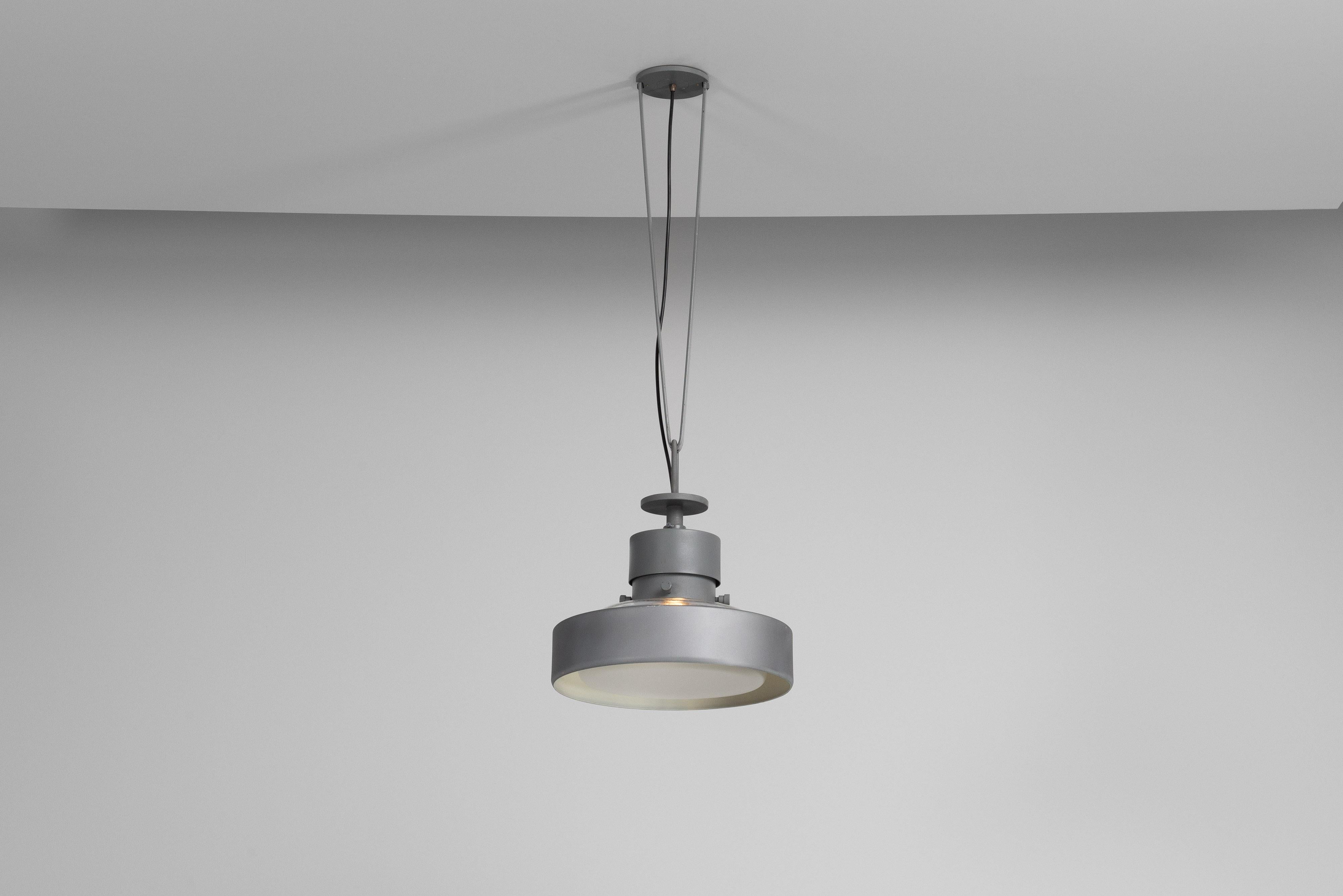 Studio BBPR lampade a sospensione Torre Velasca Milano Italia 1956 in vendita 10