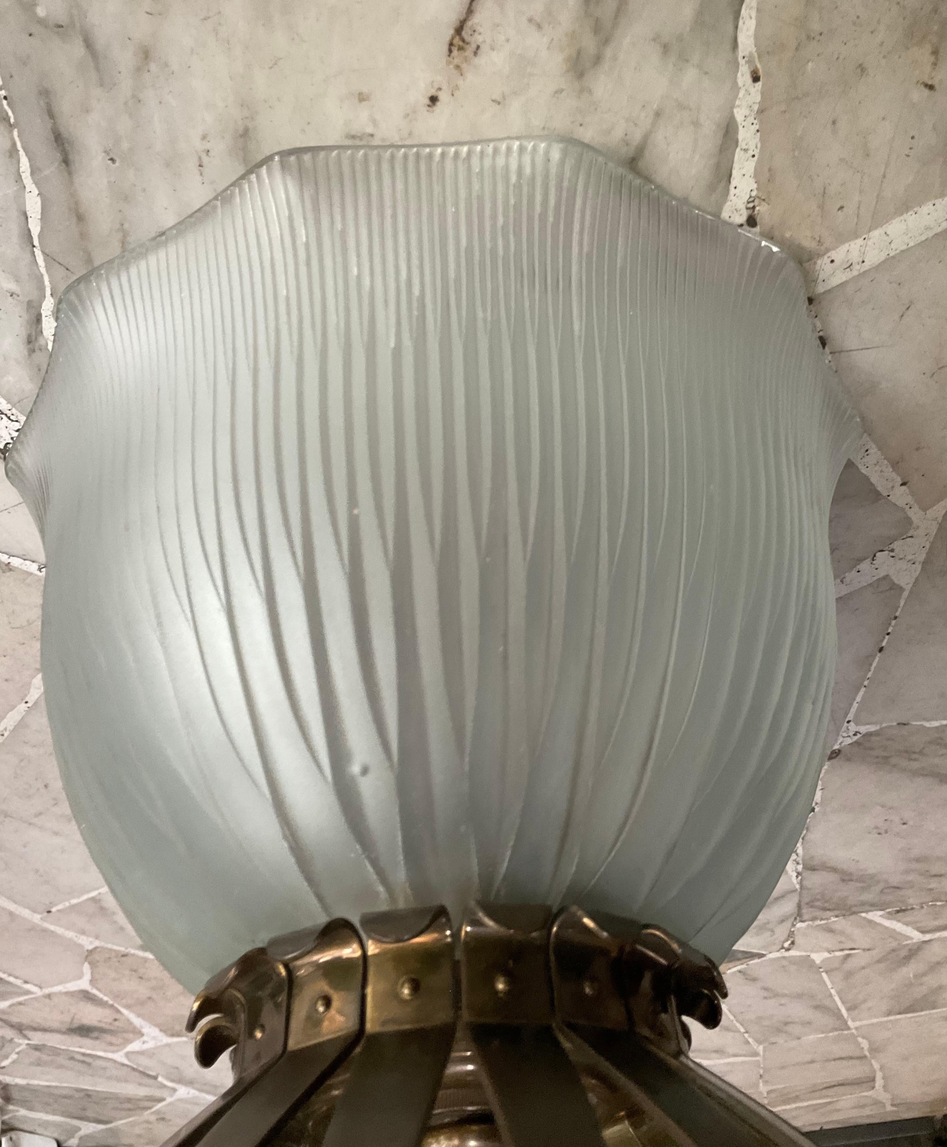 Studio BBPR ceiling lamp 1950s glass and bronze  For Sale 3