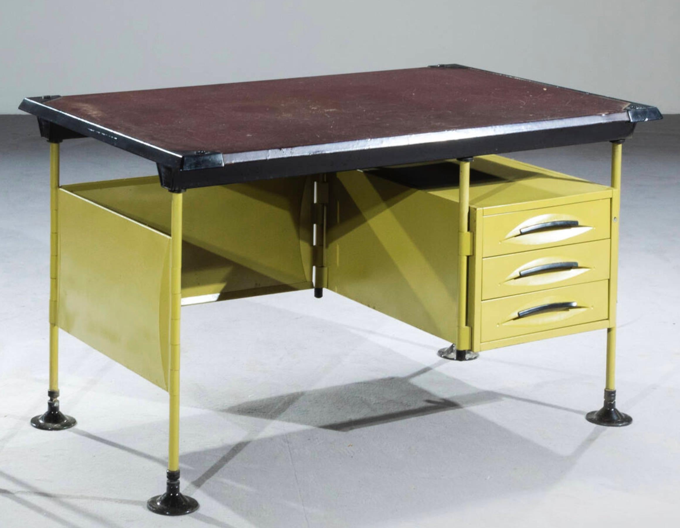 Mid-20th Century Studio BBPR, Desk and cabinet mod. Spazio, prod. Olivetti 1960s For Sale