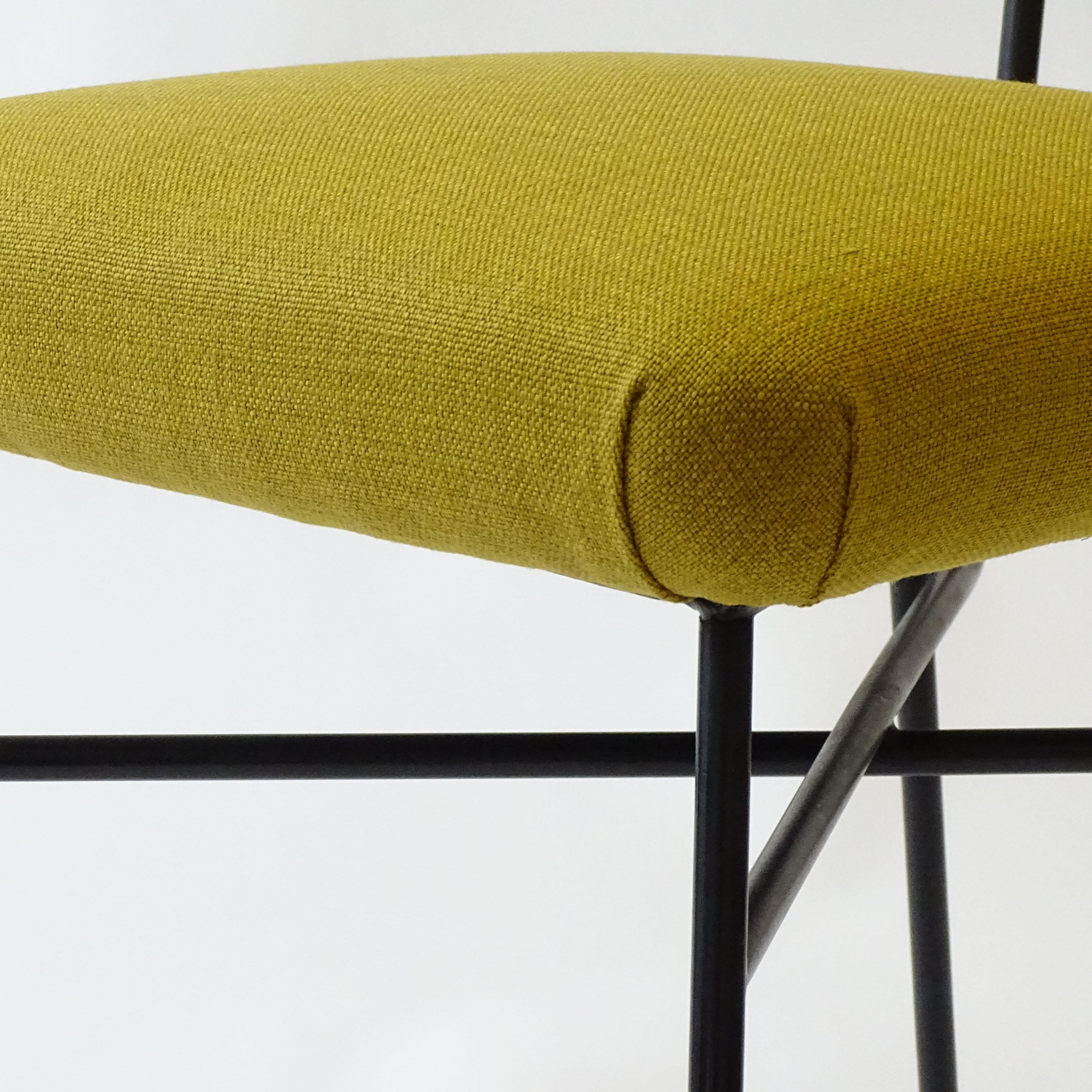 Italiano Studio BBPR Sedia Elettra singola in tessuto giallo curry per Arflex 1954 in vendita