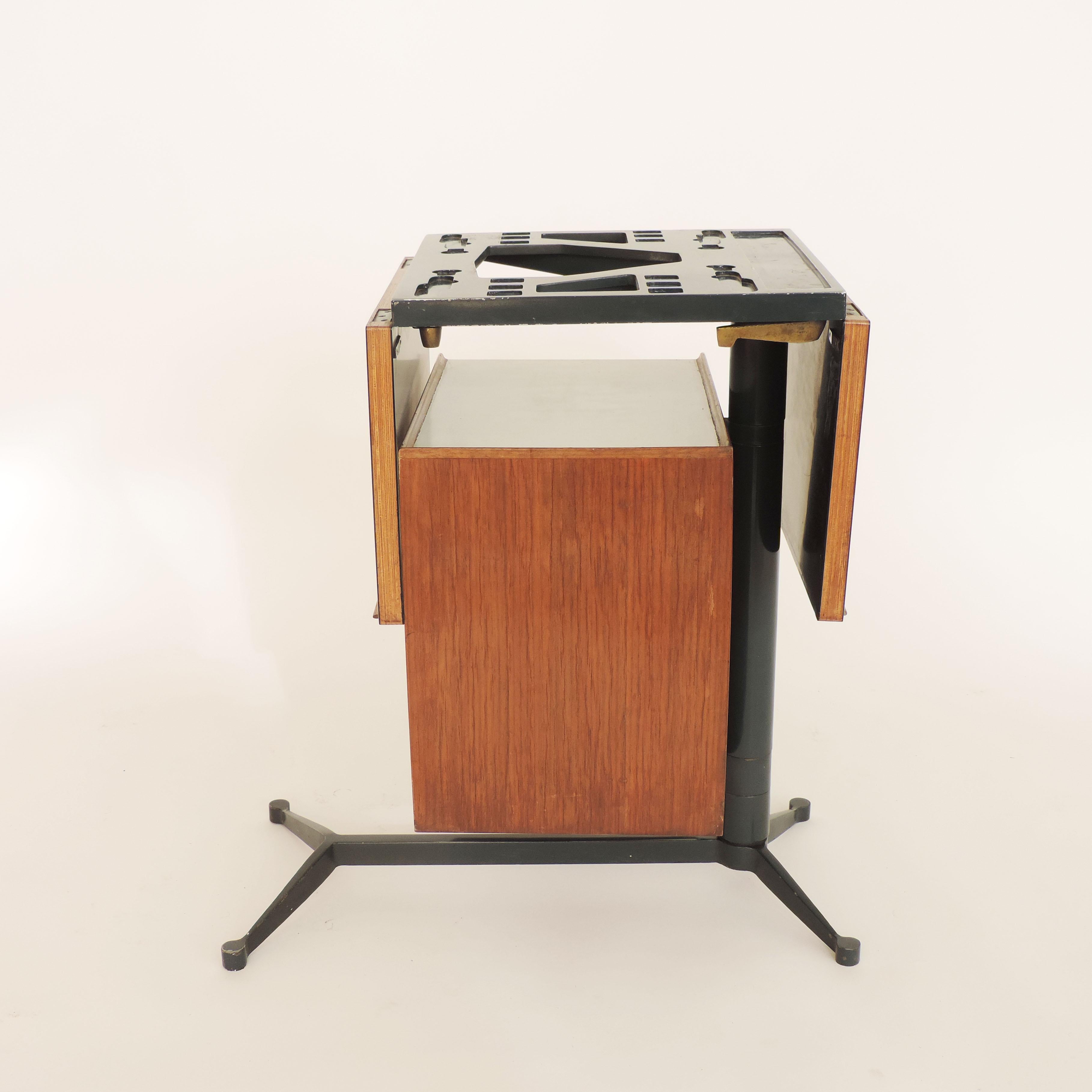 Studio BBPR Small Adjustable Desk for the Olivetti Store in New York, Italy 1954 For Sale 5