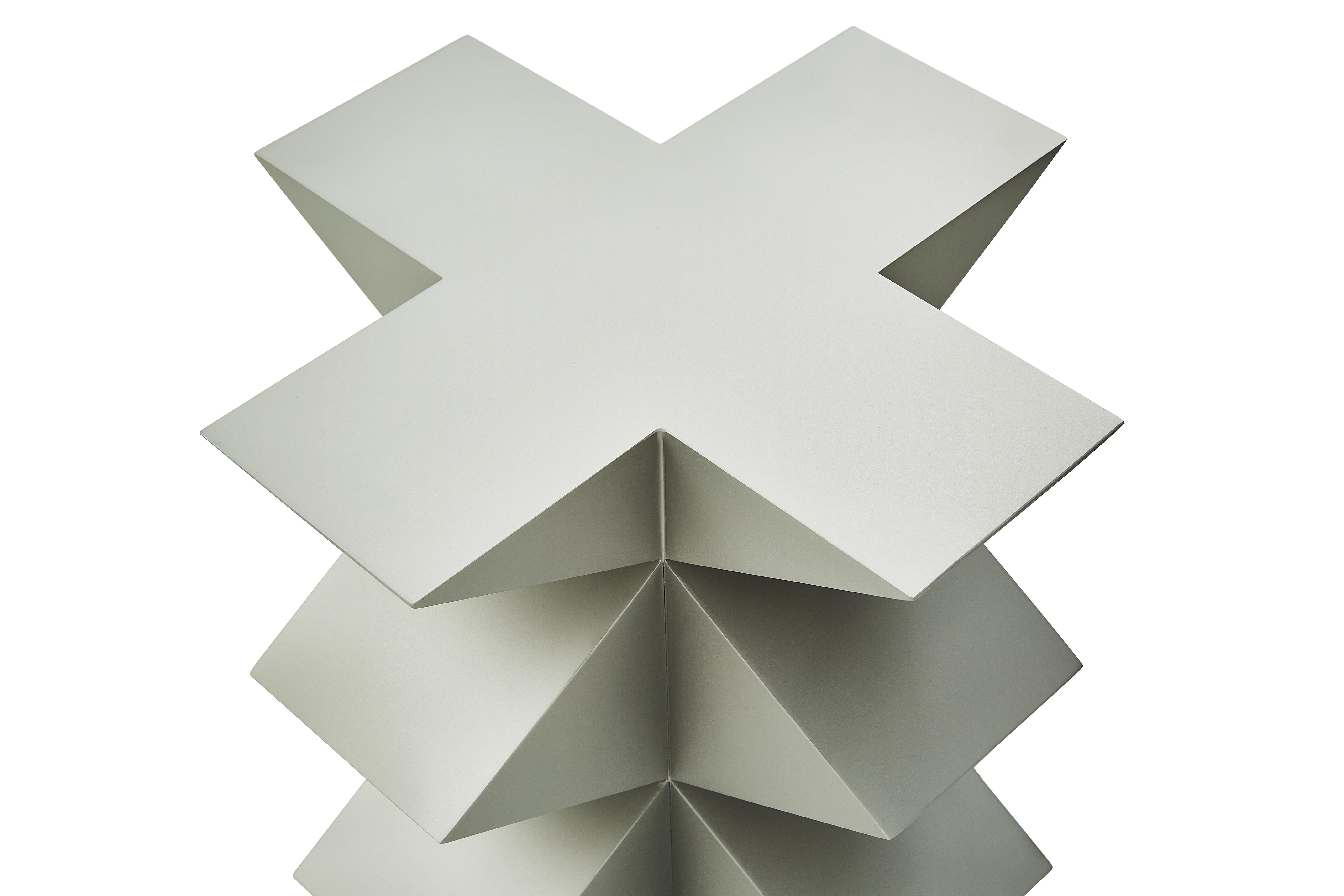 Table d'appoint sculpturale en acier mat du studio Brancusi, personnalisable Neuf - En vente à Beverly Hills, CA