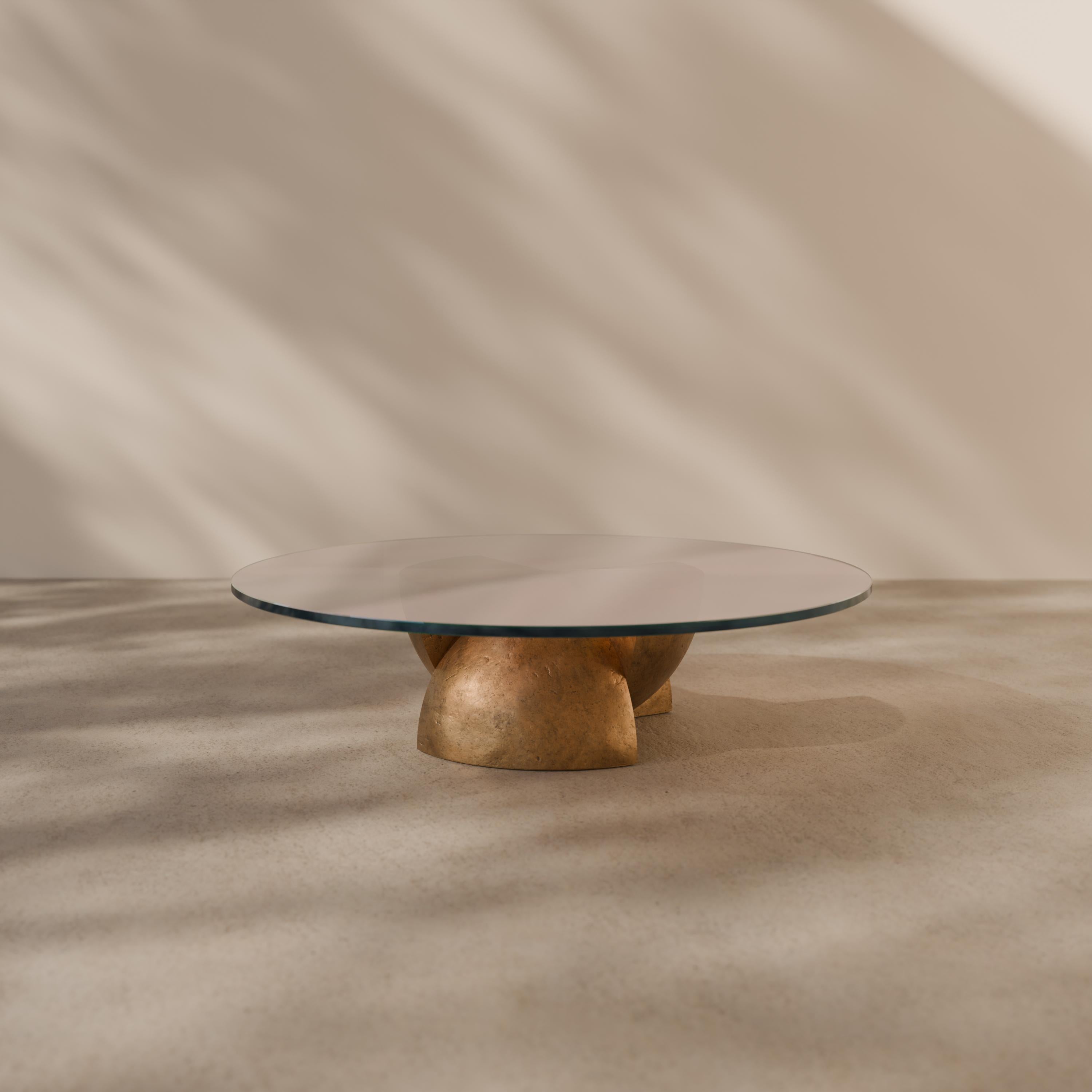 Britannique Studio AGE Table basse sculpturale en bronze coulé à la main 