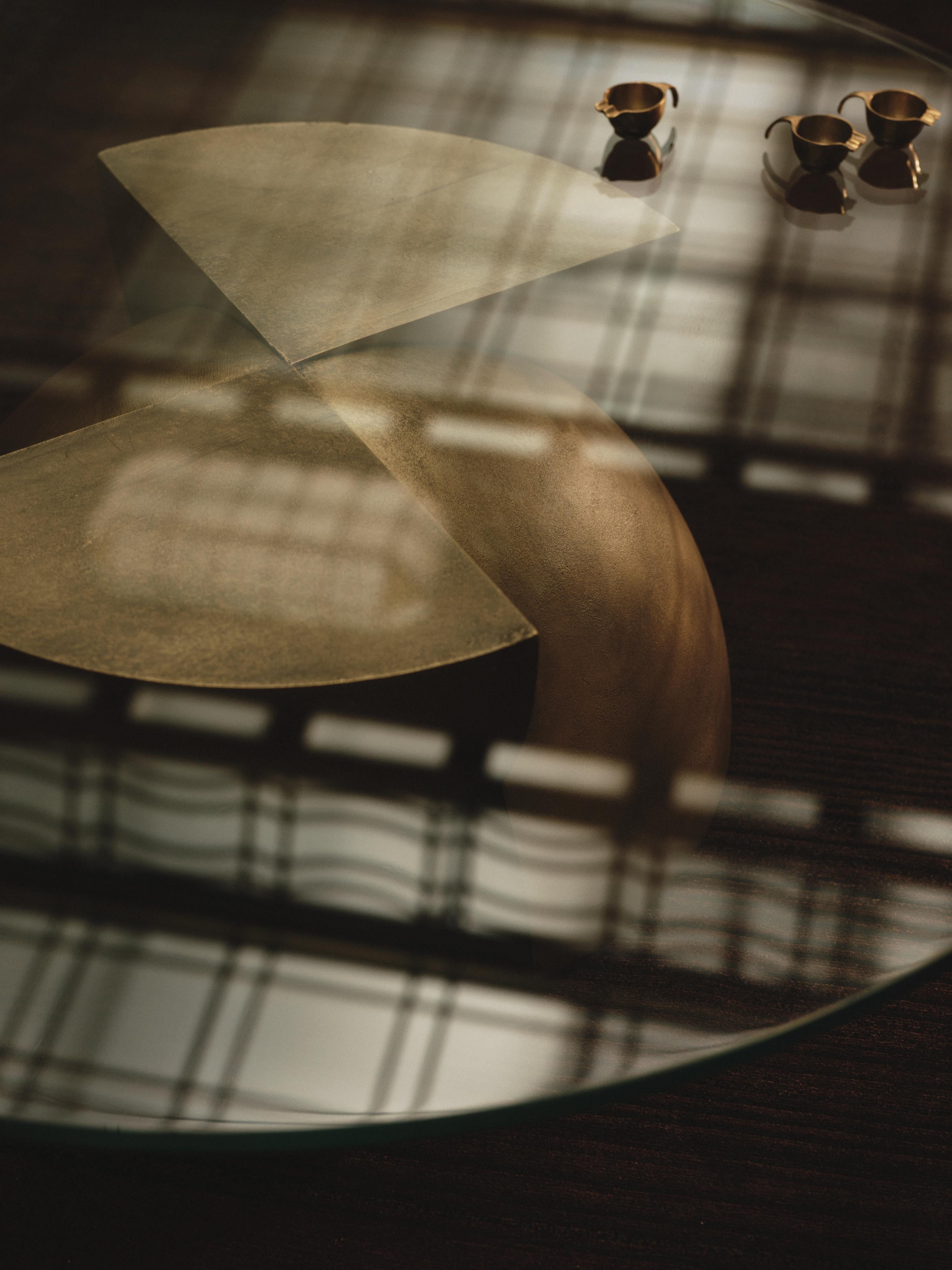 Bronze Studio AGE Table basse sculpturale en bronze coulé à la main 