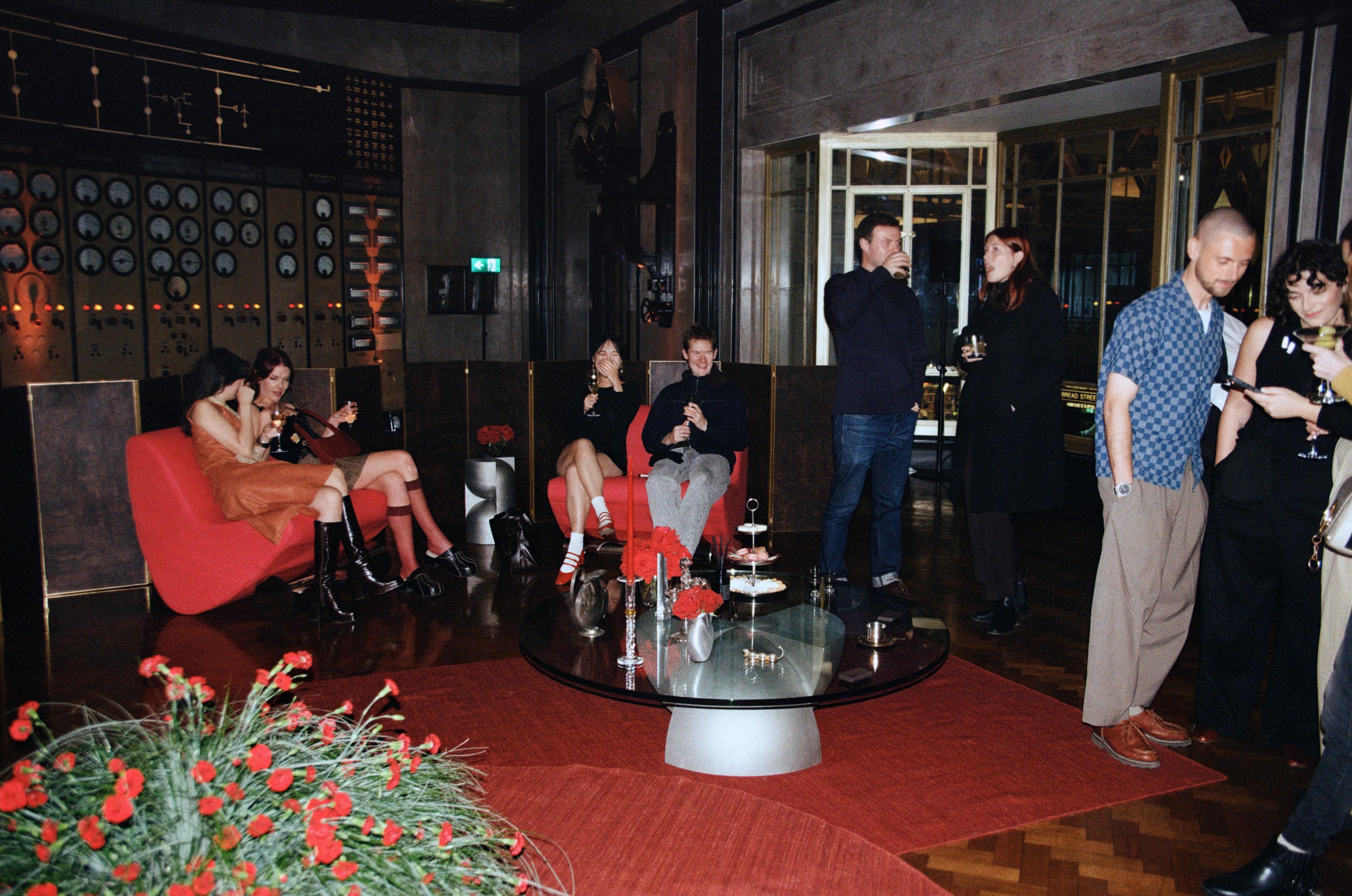 Studio A Brocky: piedistallo scultoreo 