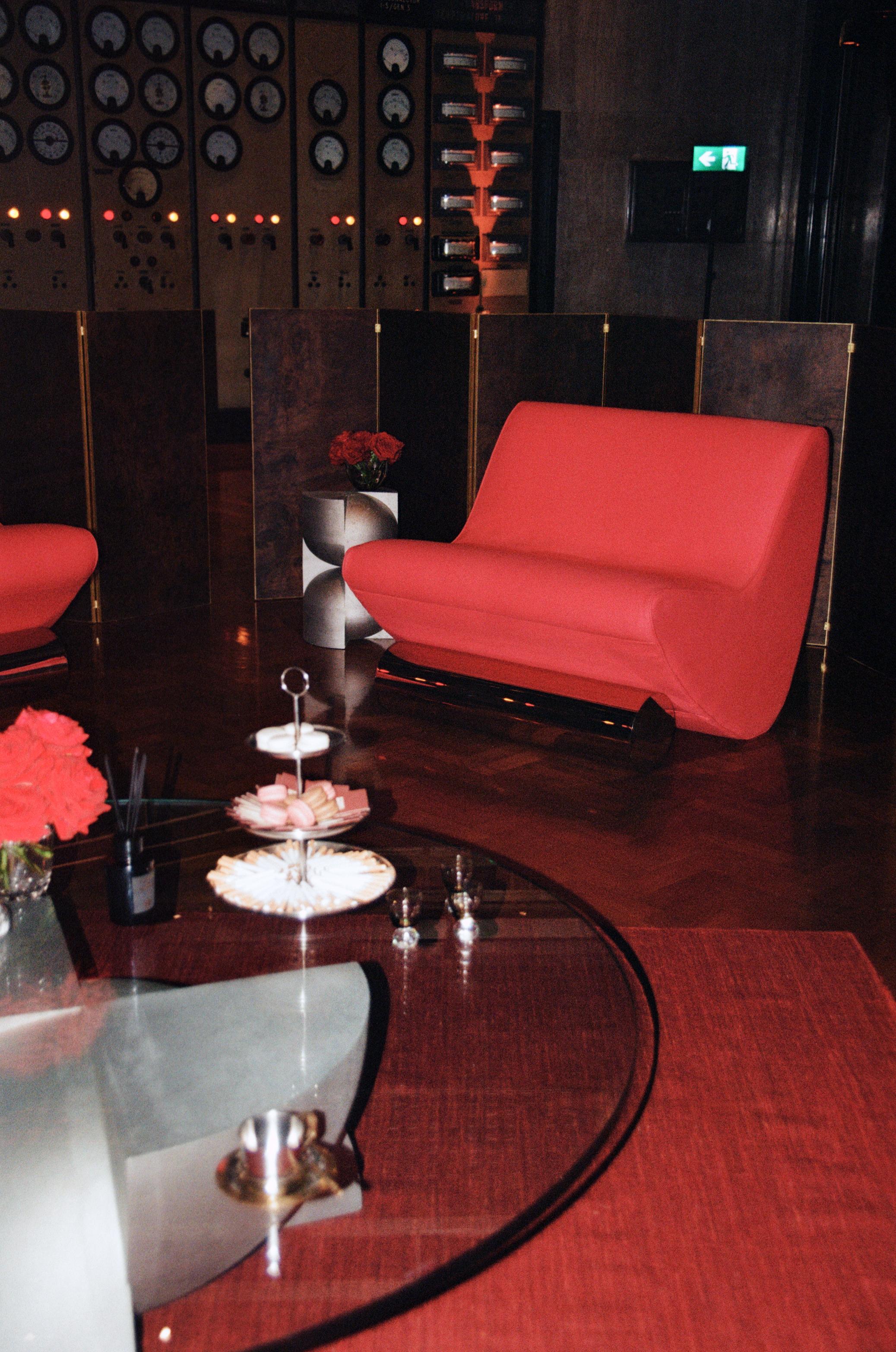 Studio A Brocky: piedistallo scultoreo 