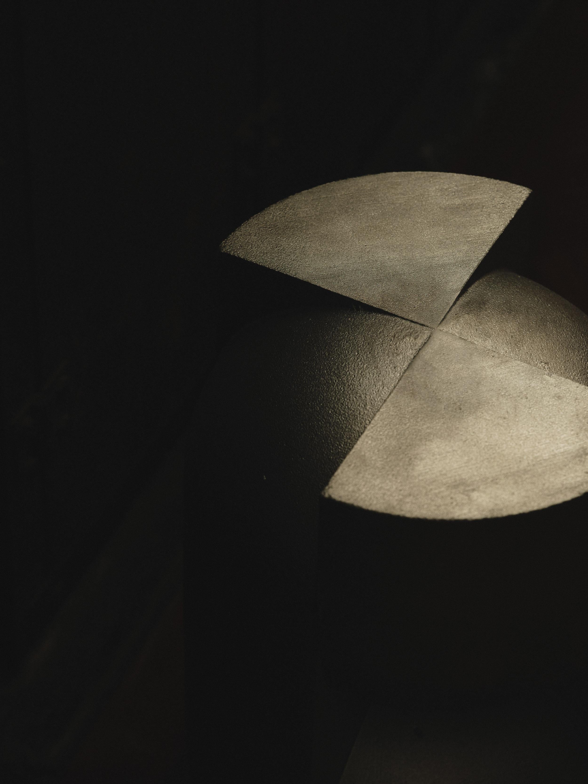 XXI secolo e contemporaneo Studio A Brocky: piedistallo scultoreo 