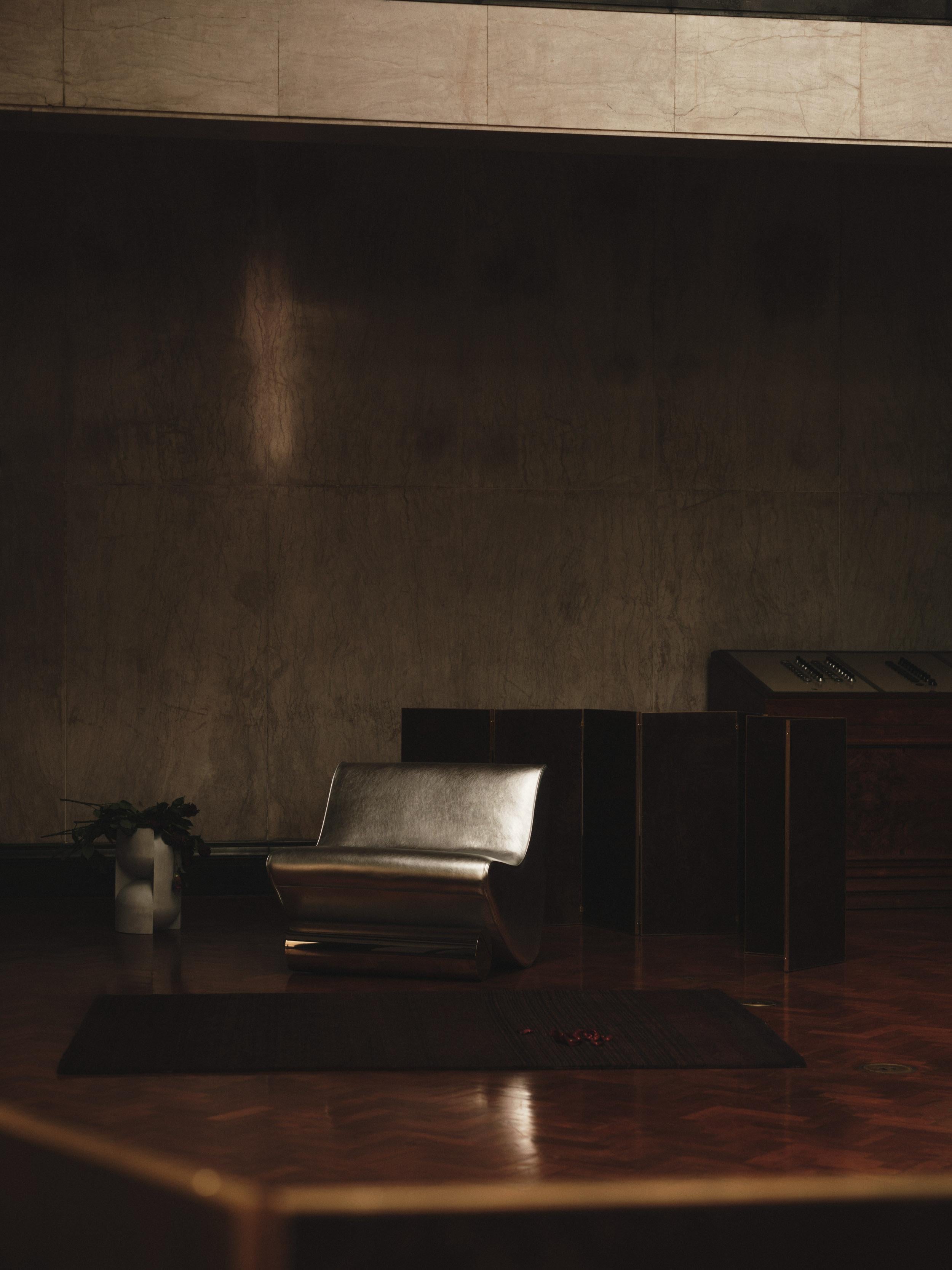 Alluminio Studio A Brocky: piedistallo scultoreo 