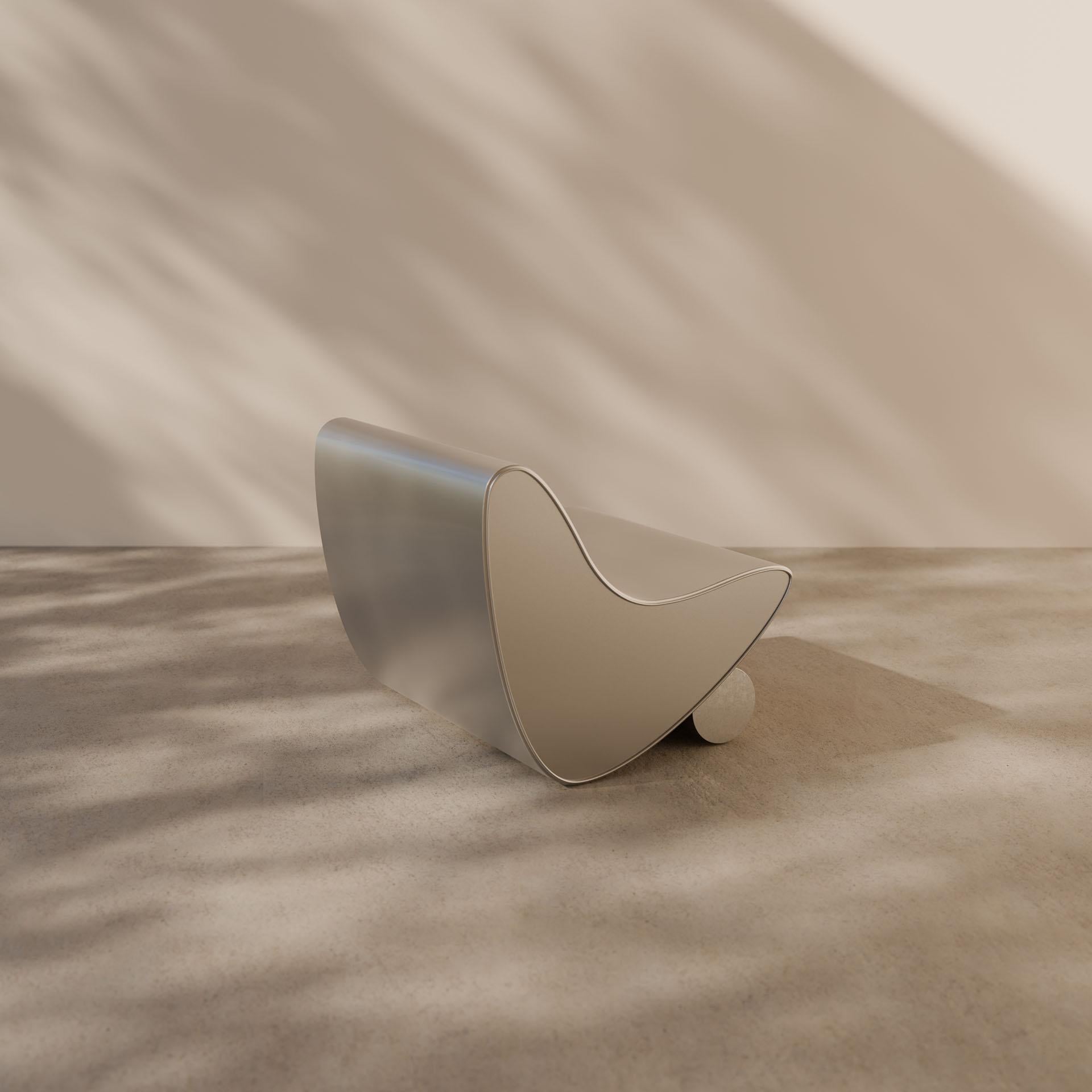 Studio Brocky Sedia da salotto 'Vanguard' in pelle argento e cromo dell'età dello spazio in vendita 3