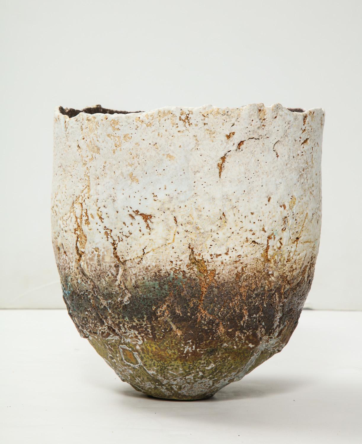 Studio-Built Ceramic Vessel by Rachel Wood In Excellent Condition In New York, NY