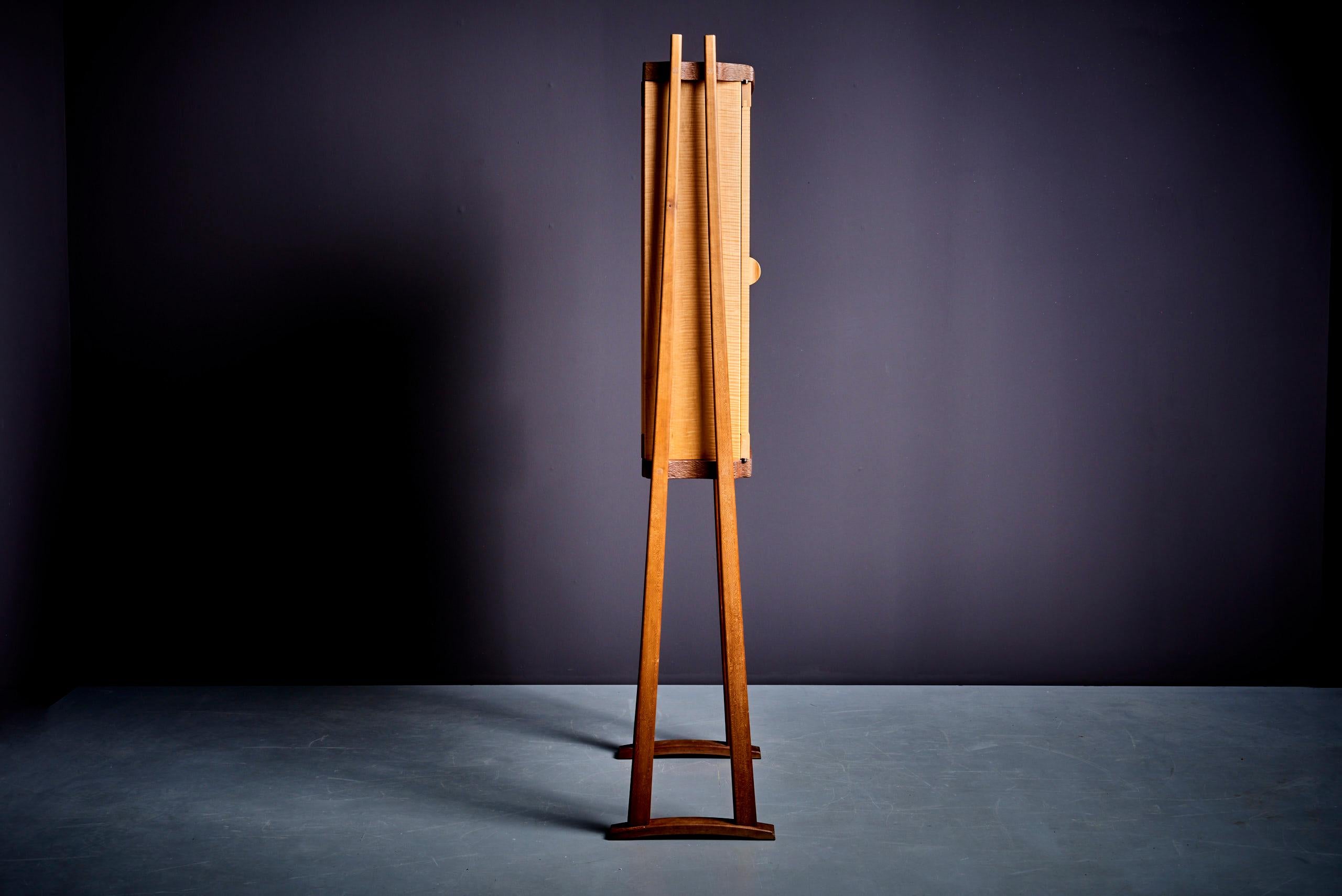 craftsman in wood