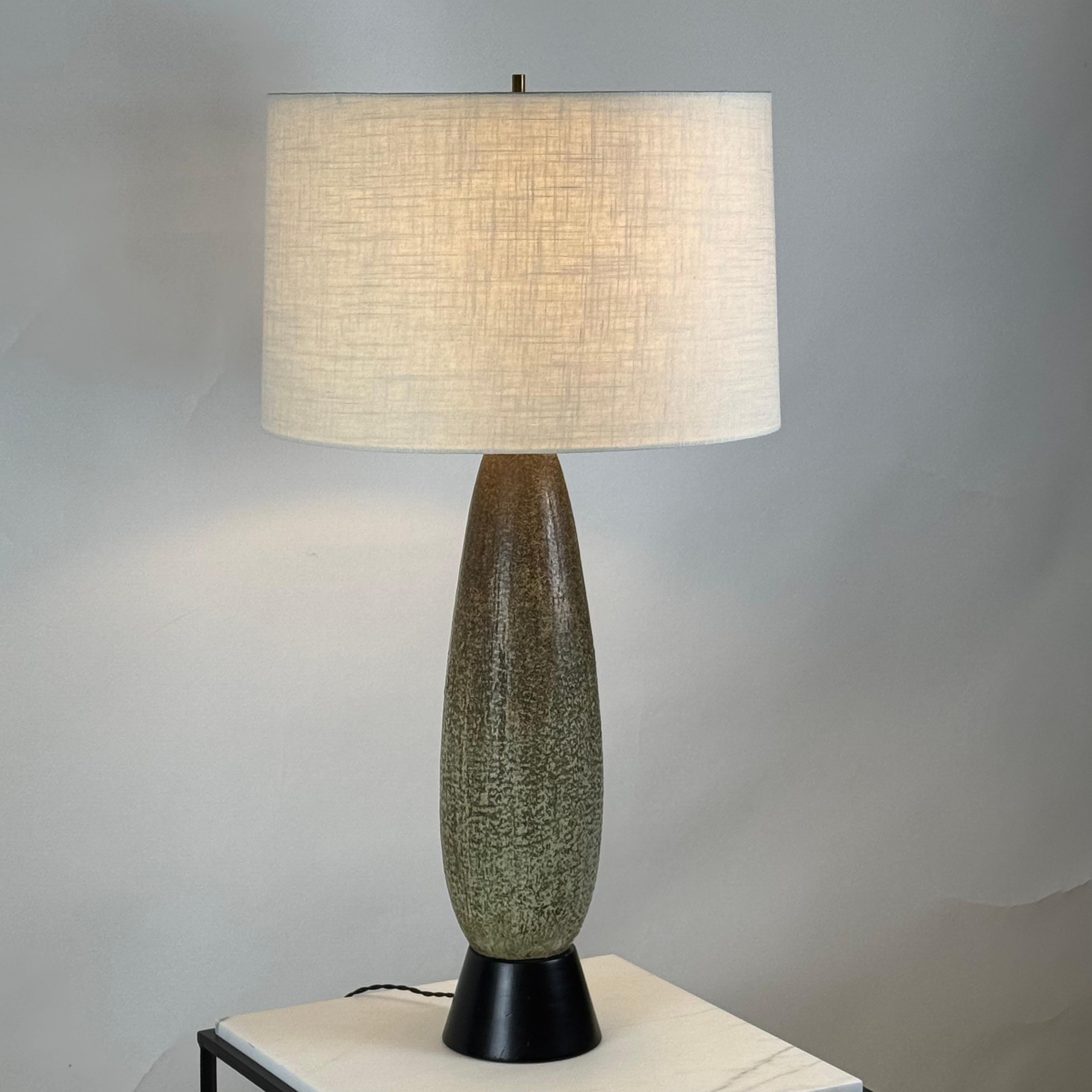 Studio Ceramic Lamp with Custom Linen Shade and Diffuser For Sale 2