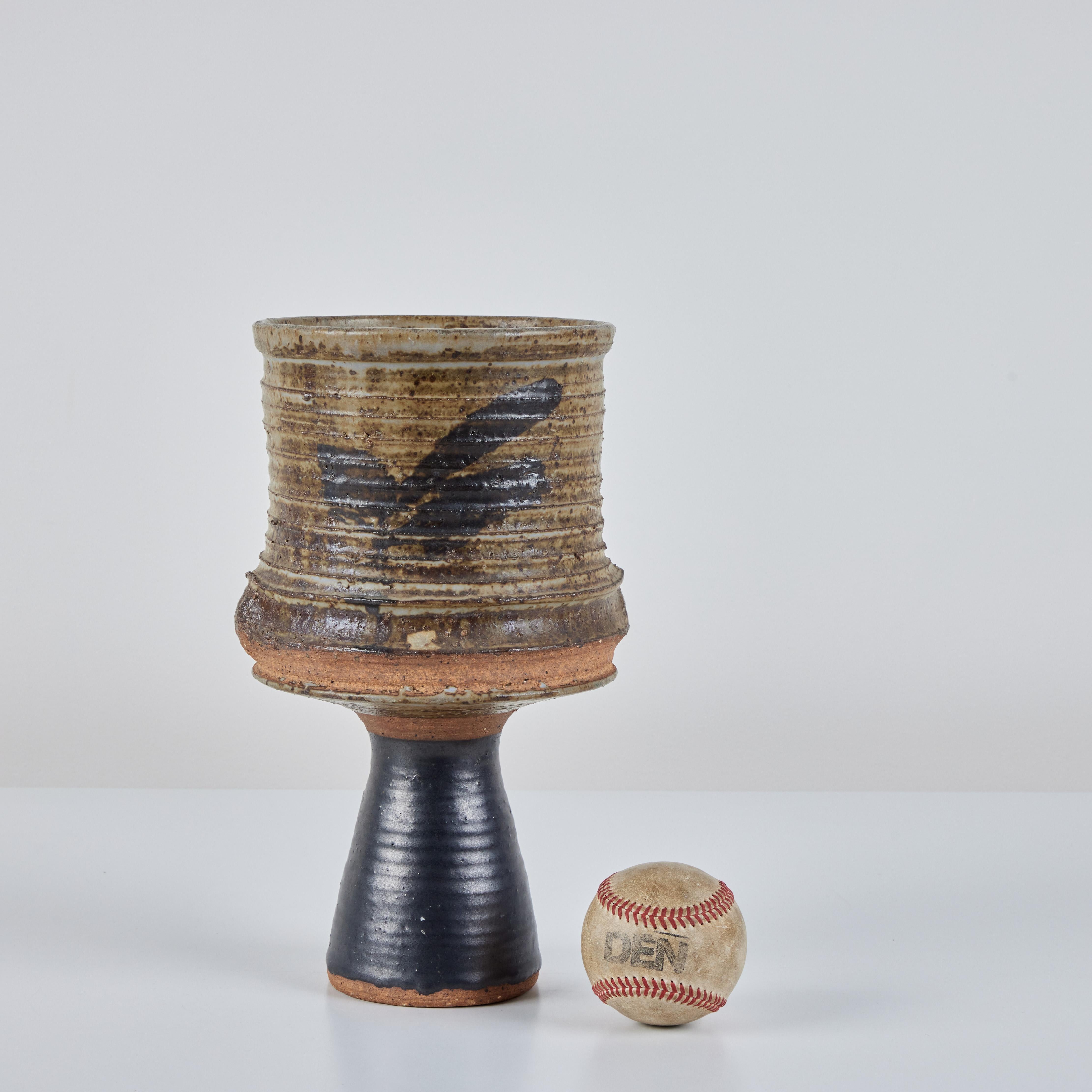 Modern Studio Ceramic Ribbed Goblet Vase For Sale
