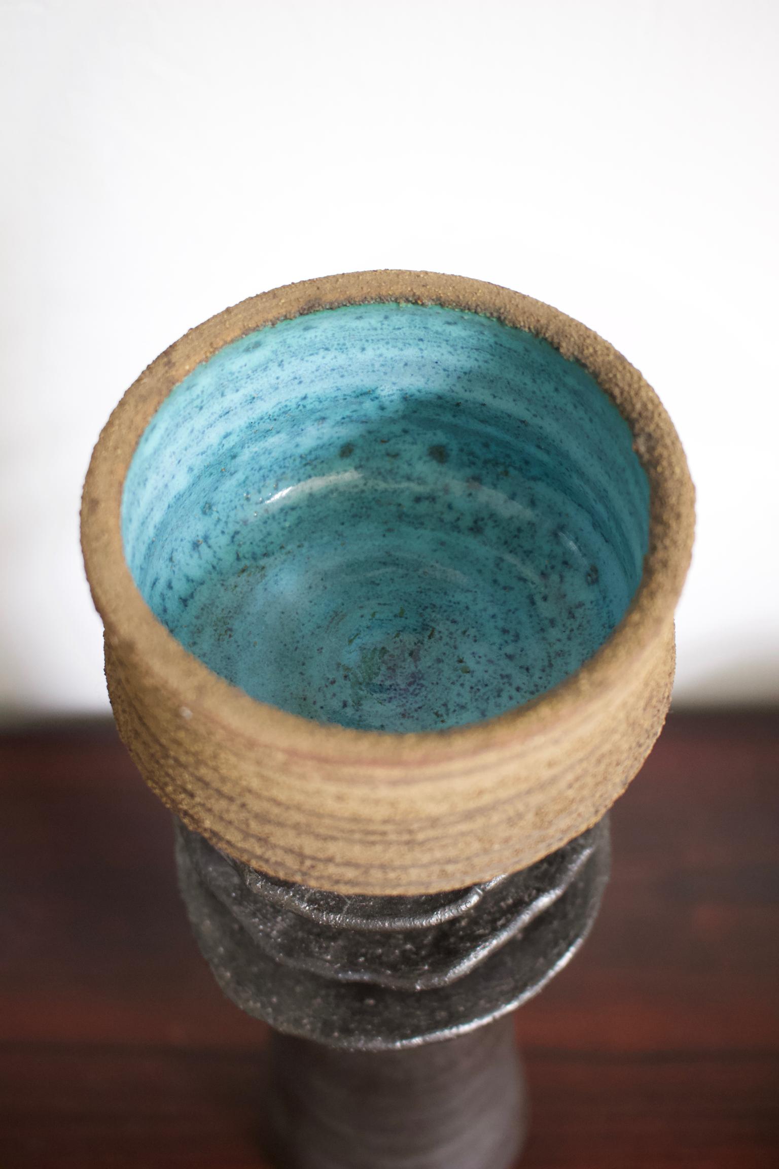 Studio Ceramic Sculpture or Vessel in Dark Grey by Clive Brooker, England 1960s In Good Condition In London, GB