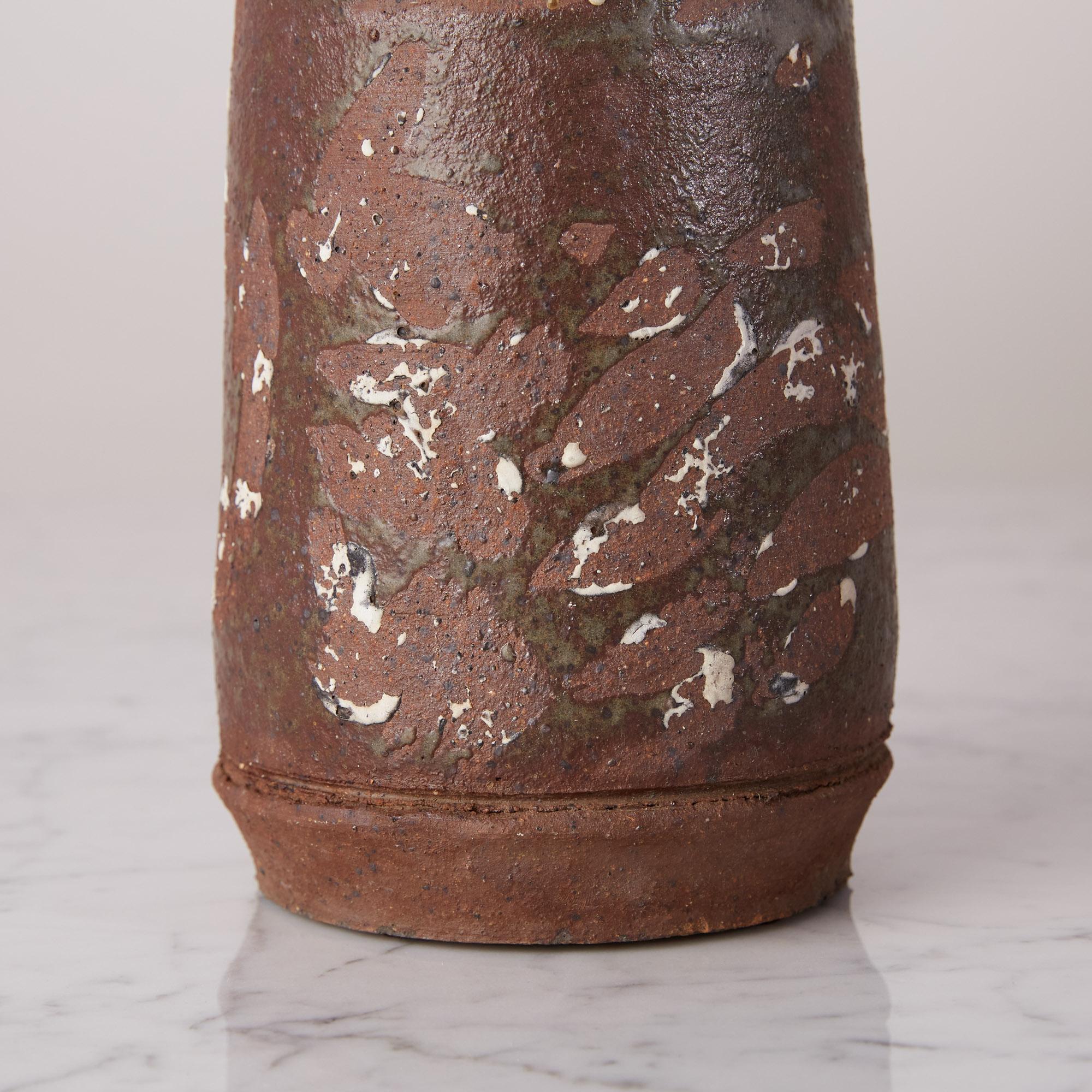 Studio Keramik Vase aus Steingut (20. Jahrhundert) im Angebot