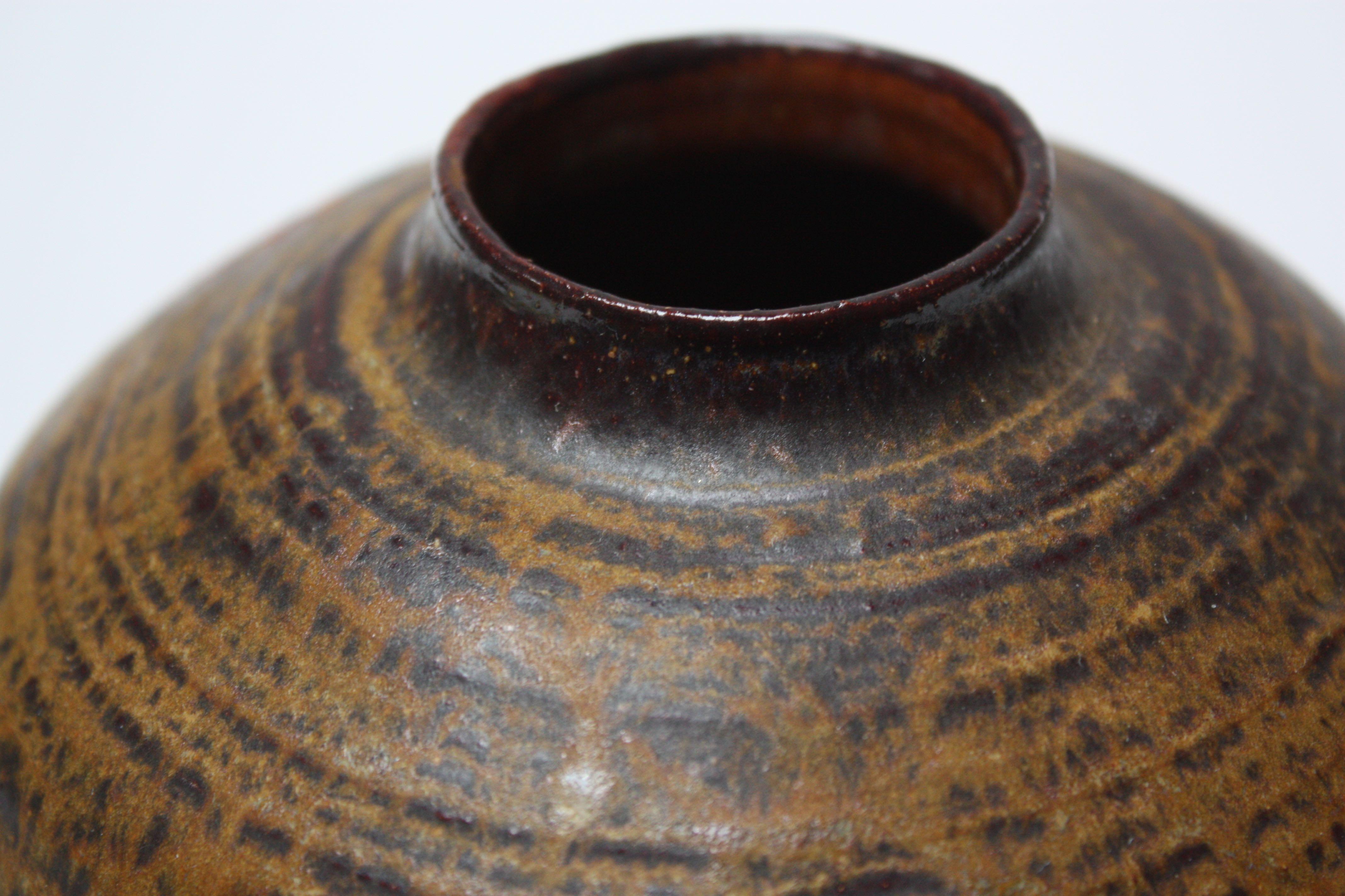 Studio Ceramic Terracotta Vase with Crude Figural Design For Sale 1