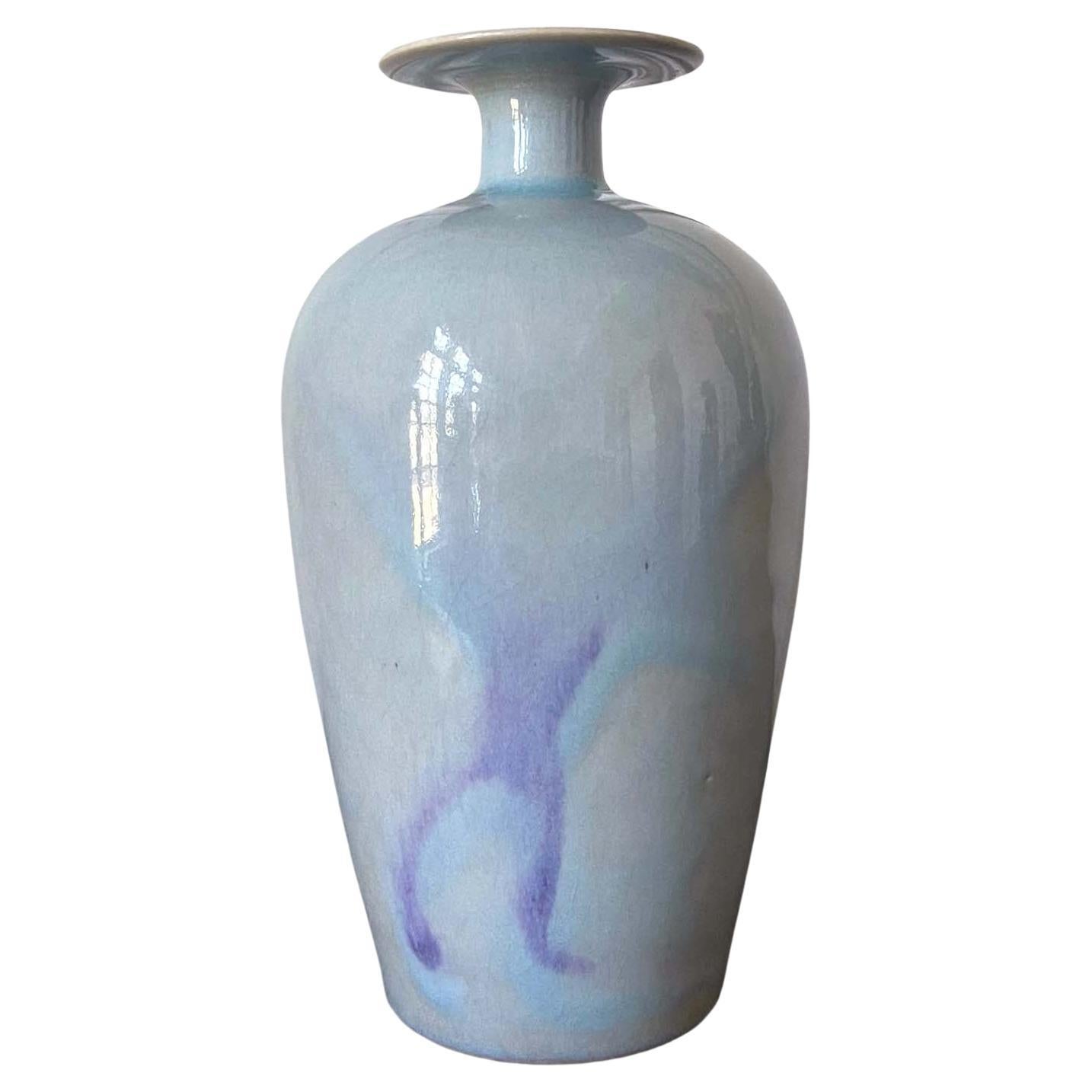 Vase en céramique de l'atelier de Brother Thomas Bezanson