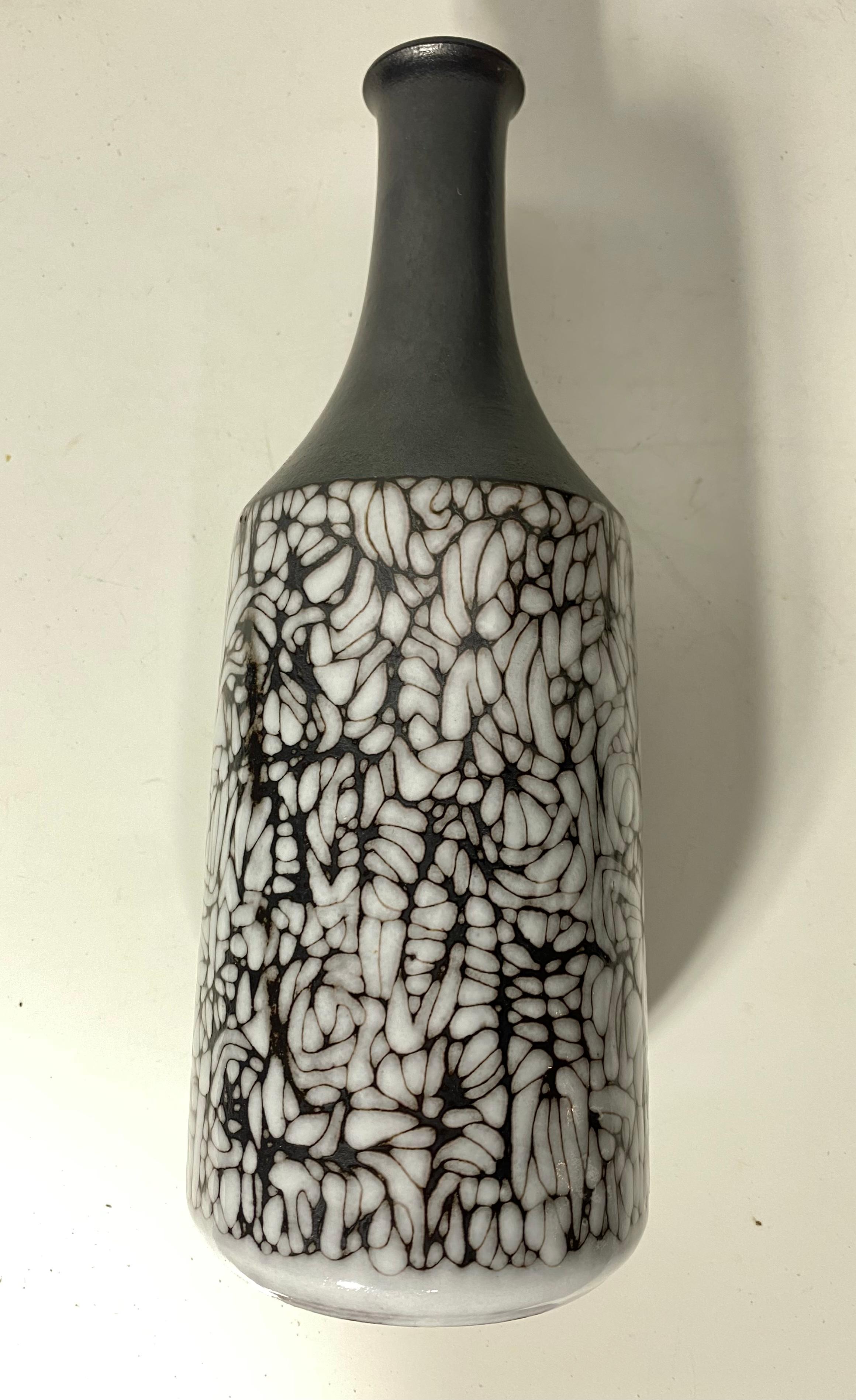 Studio Ceramics Vase von G. Lang für Wilhelm & Elly Kuch, 1960er Jahre, Deutschland (Keramik) im Angebot