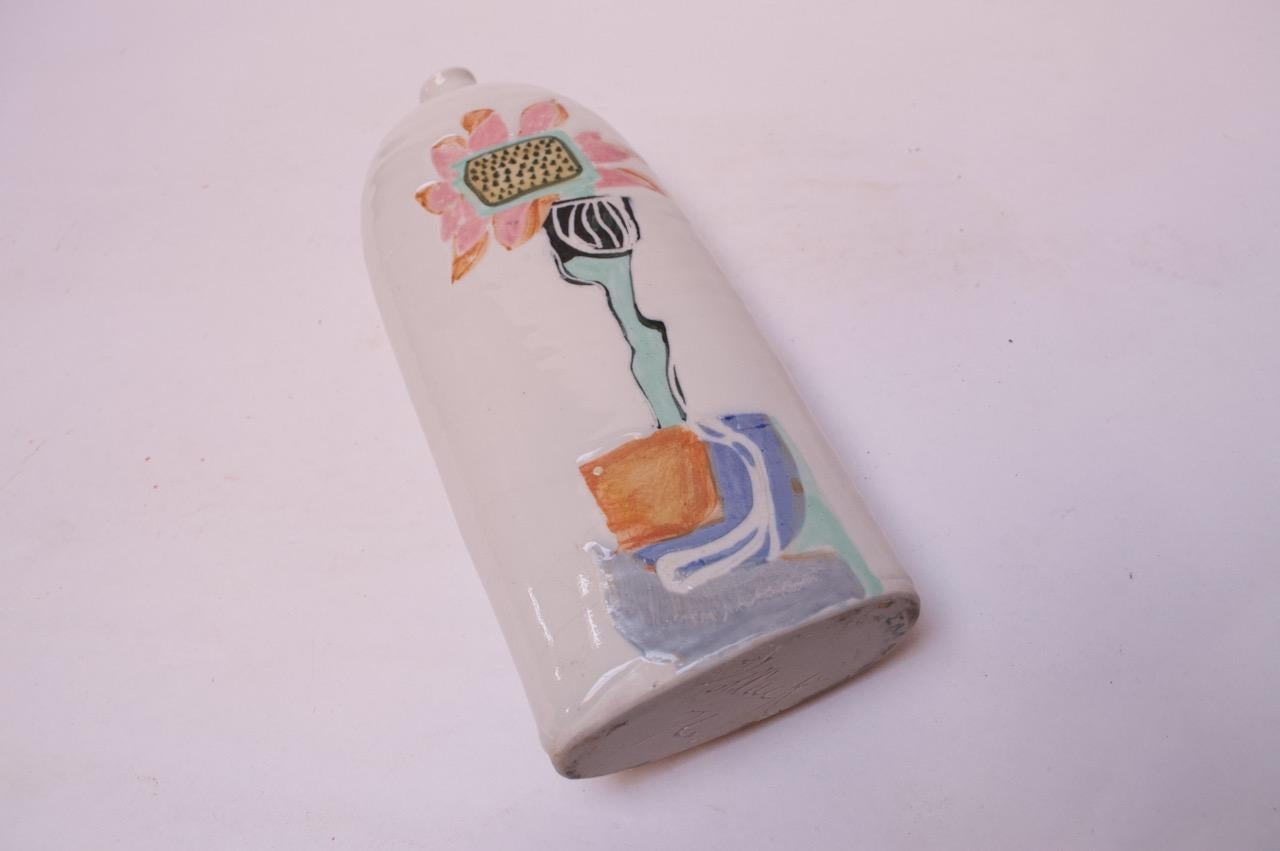 Mid-Century moderno Vaso in ceramica da studio con decorazione floreale Singed Pollack, 1976 in vendita
