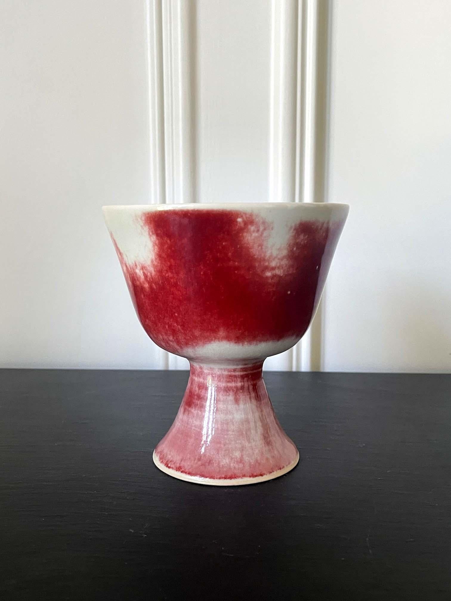 Vernissé Vase en céramique de l'atelier du frère Thomas Bezanson en vente
