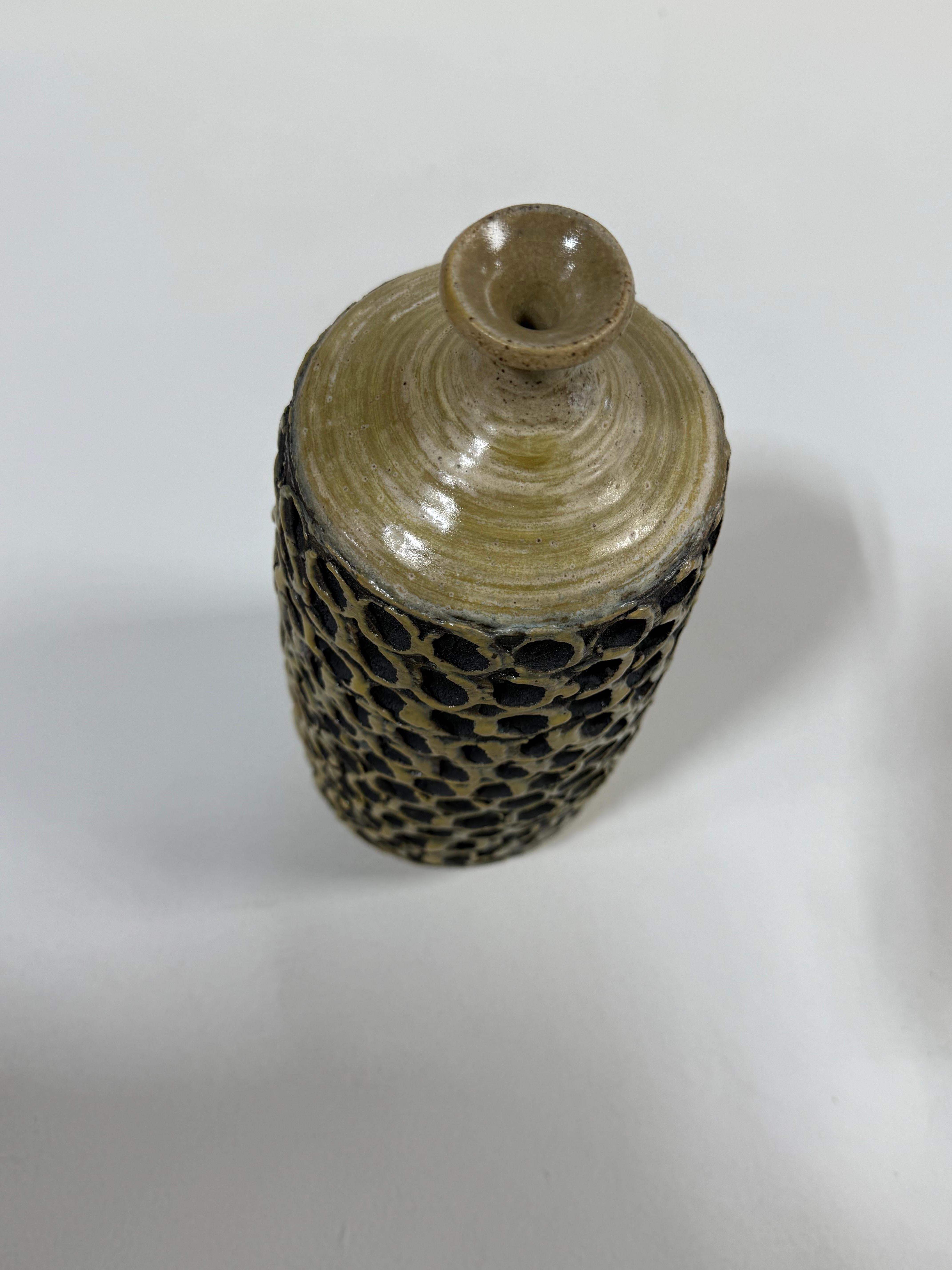 Jarrón de cerámica Studio Weed Pot de Tim Keenan Hecho a mano en venta